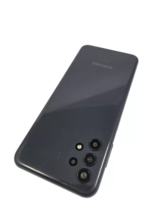 telefon-samsung-galaxy-a13-464gb-kod-producenta-sm-a137fzkveue