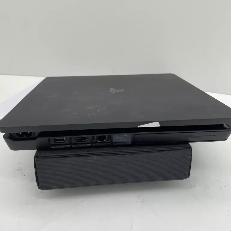 konsola-sony-playstation-4-slim-1-tb-czarny-pad-wersja-130590-2