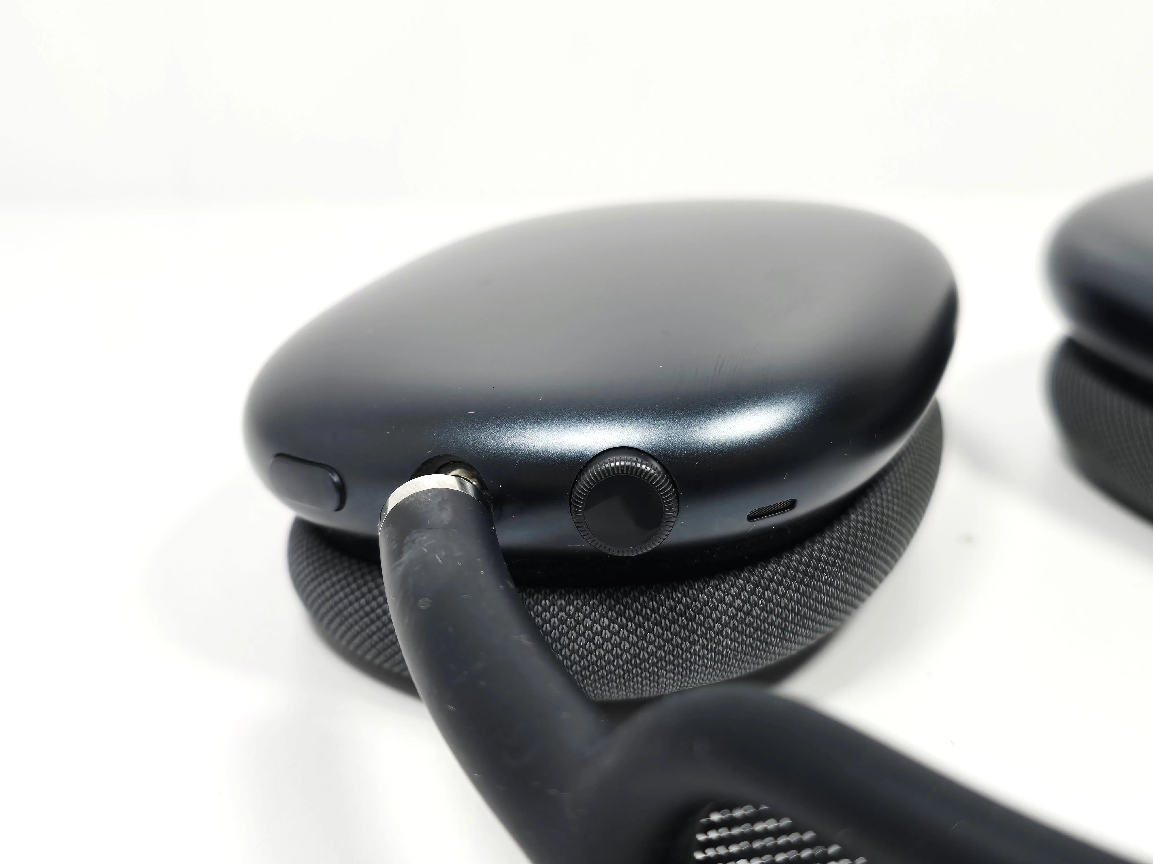 sluchawki-bezprzewodowe-nauszne-apple-airpods-max-rodzaj-sluchawek-203681-217745