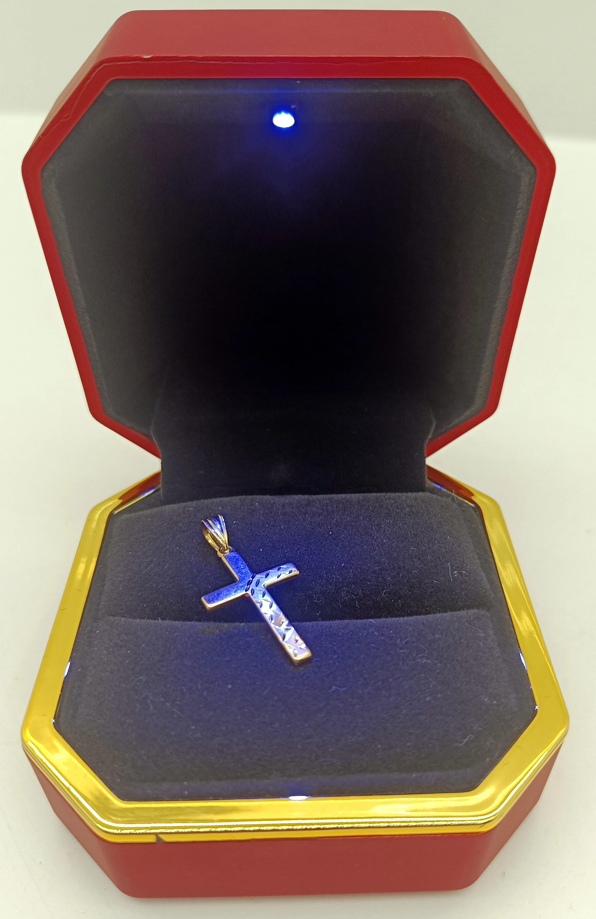 zlota-zawieszka-krzyzyk-14k-krakowska-94-andrychow