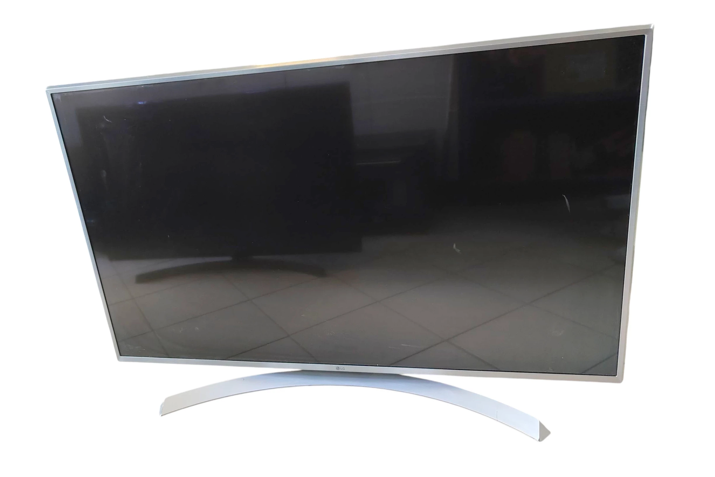 telewizor-led-lg-49uj701v-49-cali-4k-uhd-przekatna-ekranu-cale-4900