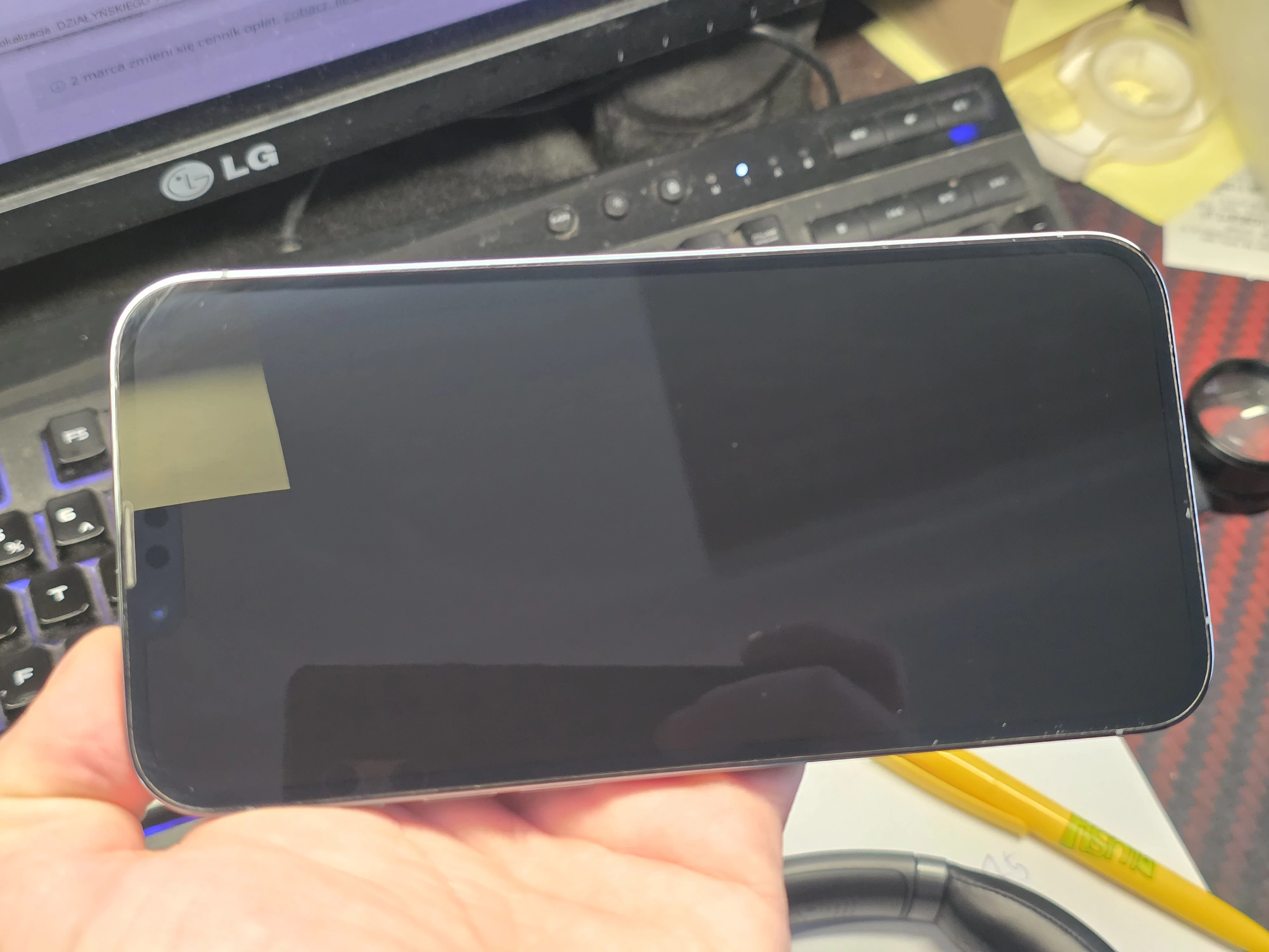 telefon-iphone-13-pro-max-128gb-bateria-85-super-stan-pamiec-ram-202865-214117