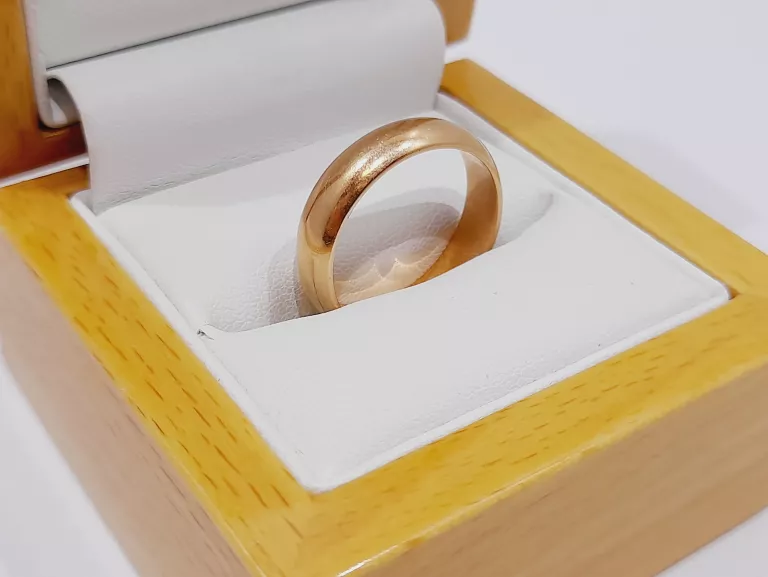 wyrob-jubilerski-uzywana-obraczka-metal-249252-1123832