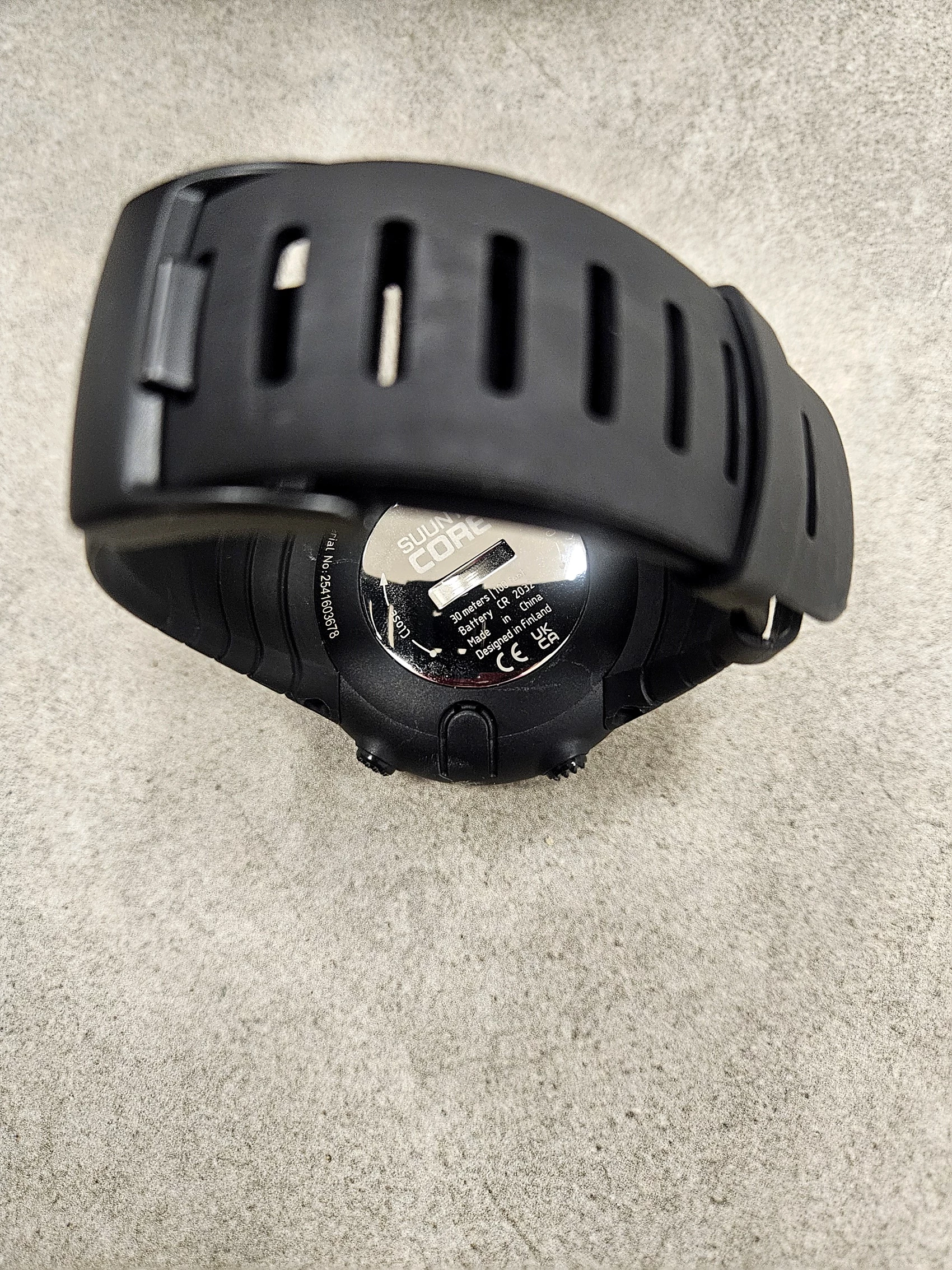 sportowy-zegarek-suunto-core-rodzaj-231461-1681127