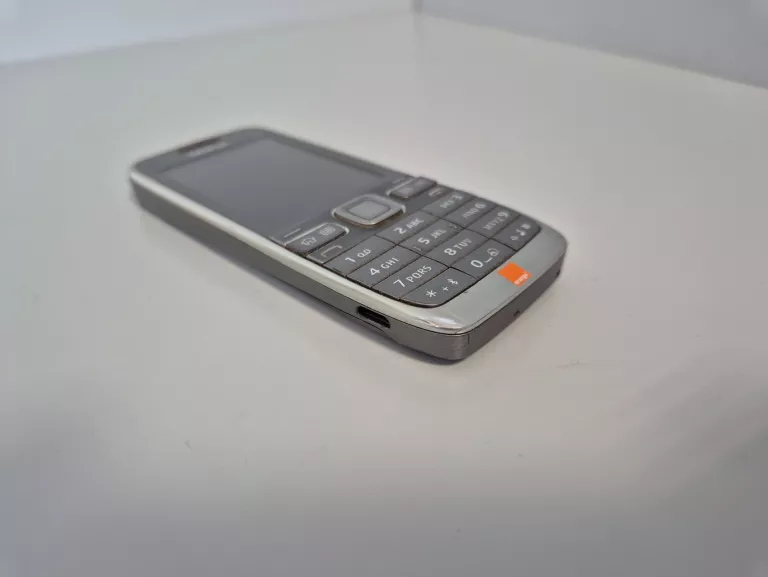 telefon-nokia-e52-klasyk-stan-11323-2