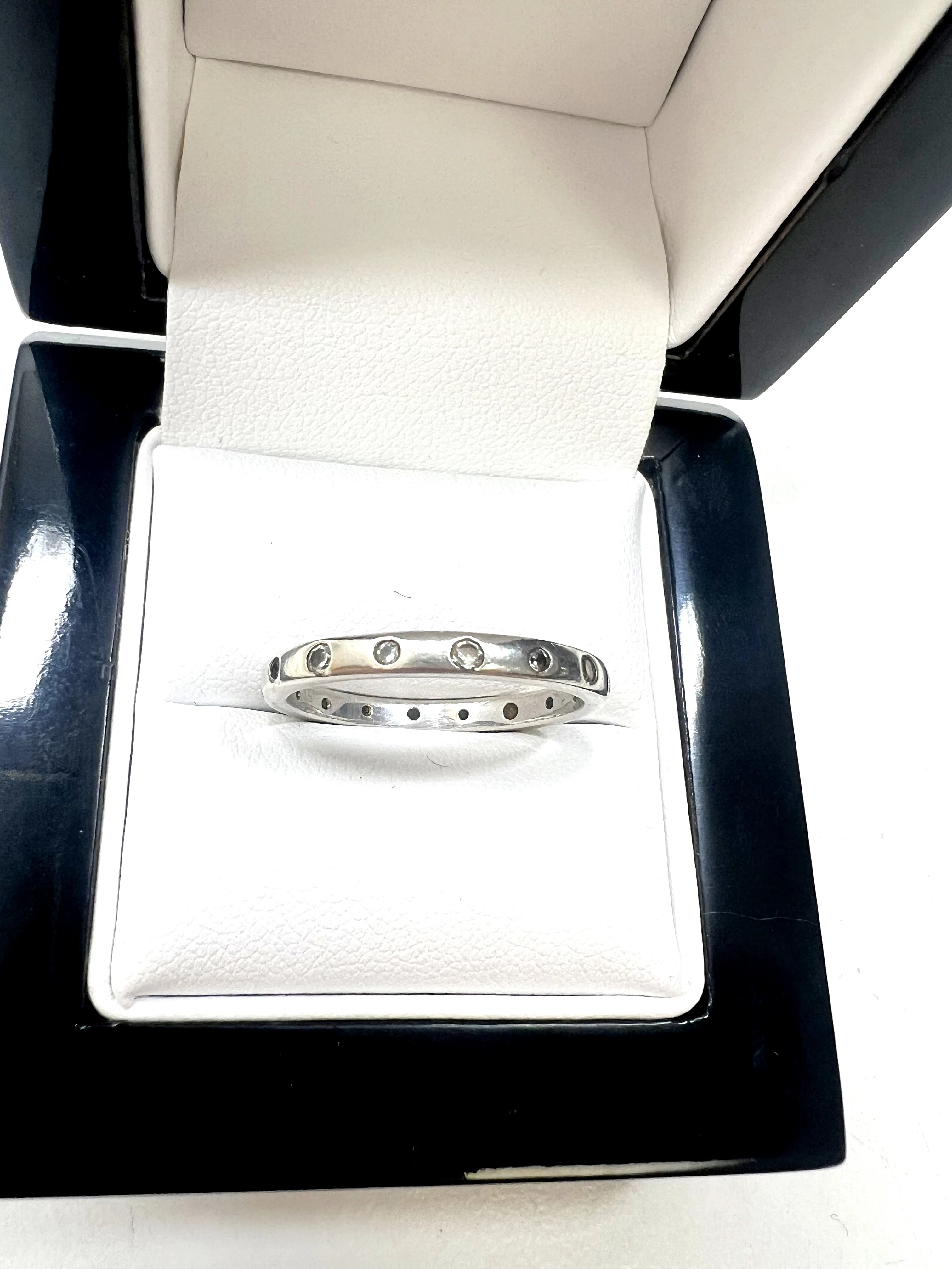 srebrny-pierscionek-obraczka-z-oczkami-r20-pr-925-stan-11323-2