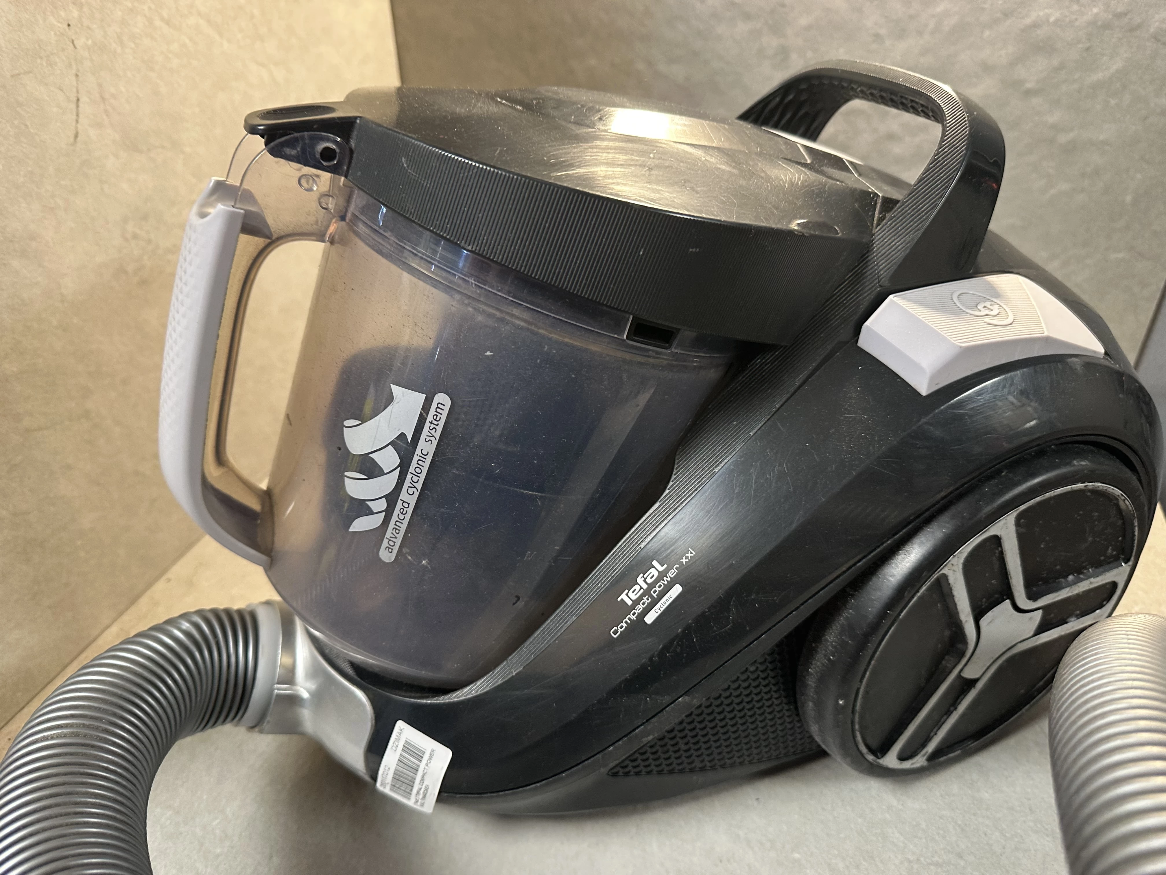 odkurzacz-bezworkowy-tefal-compact-power-xxl-tw4826-kolor-dominujacy-129357-3