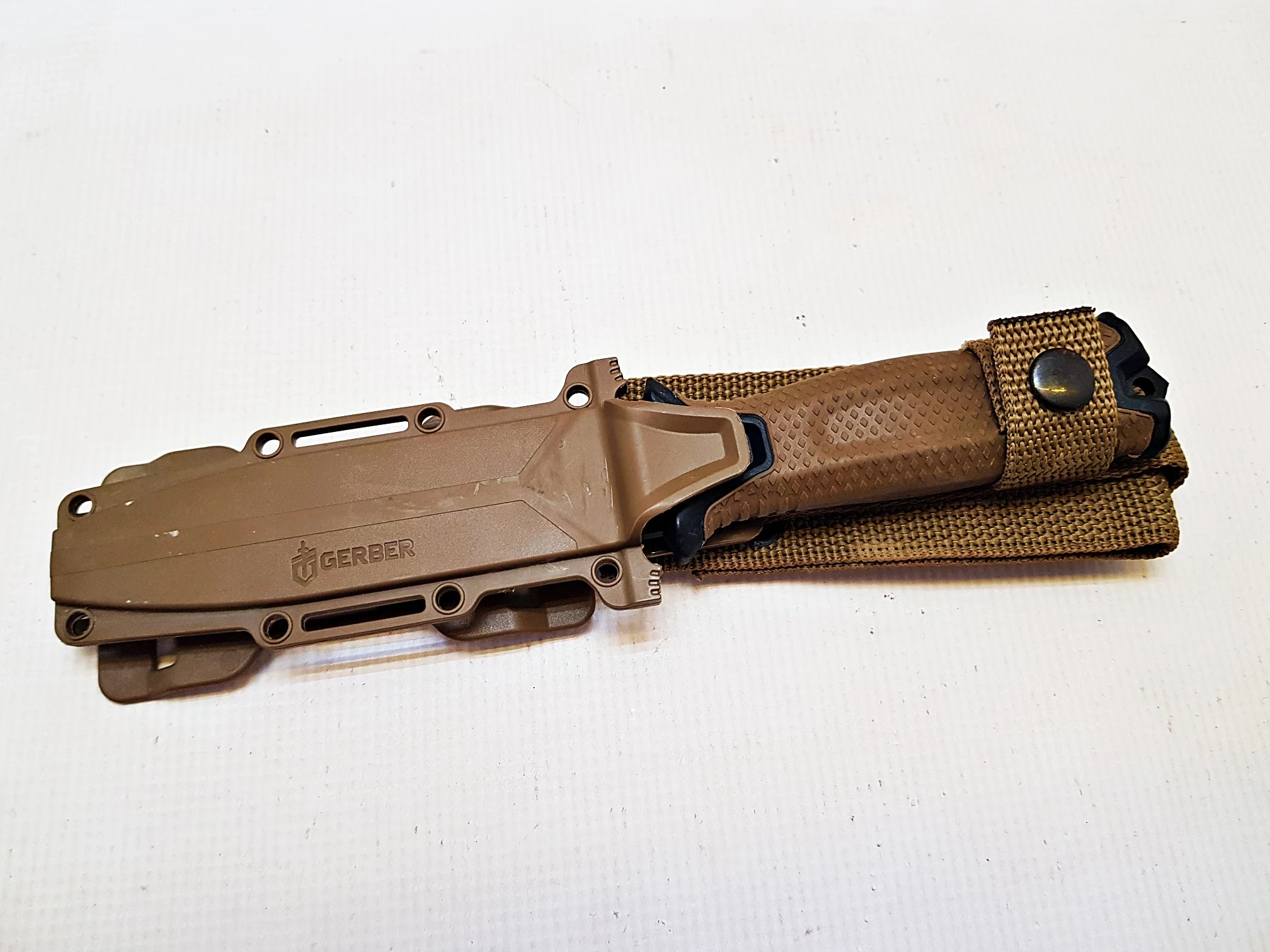 noz-taktyczny-gerber-strongarm-fe-coyote-pokrowiec-rodzaj-208458-235994