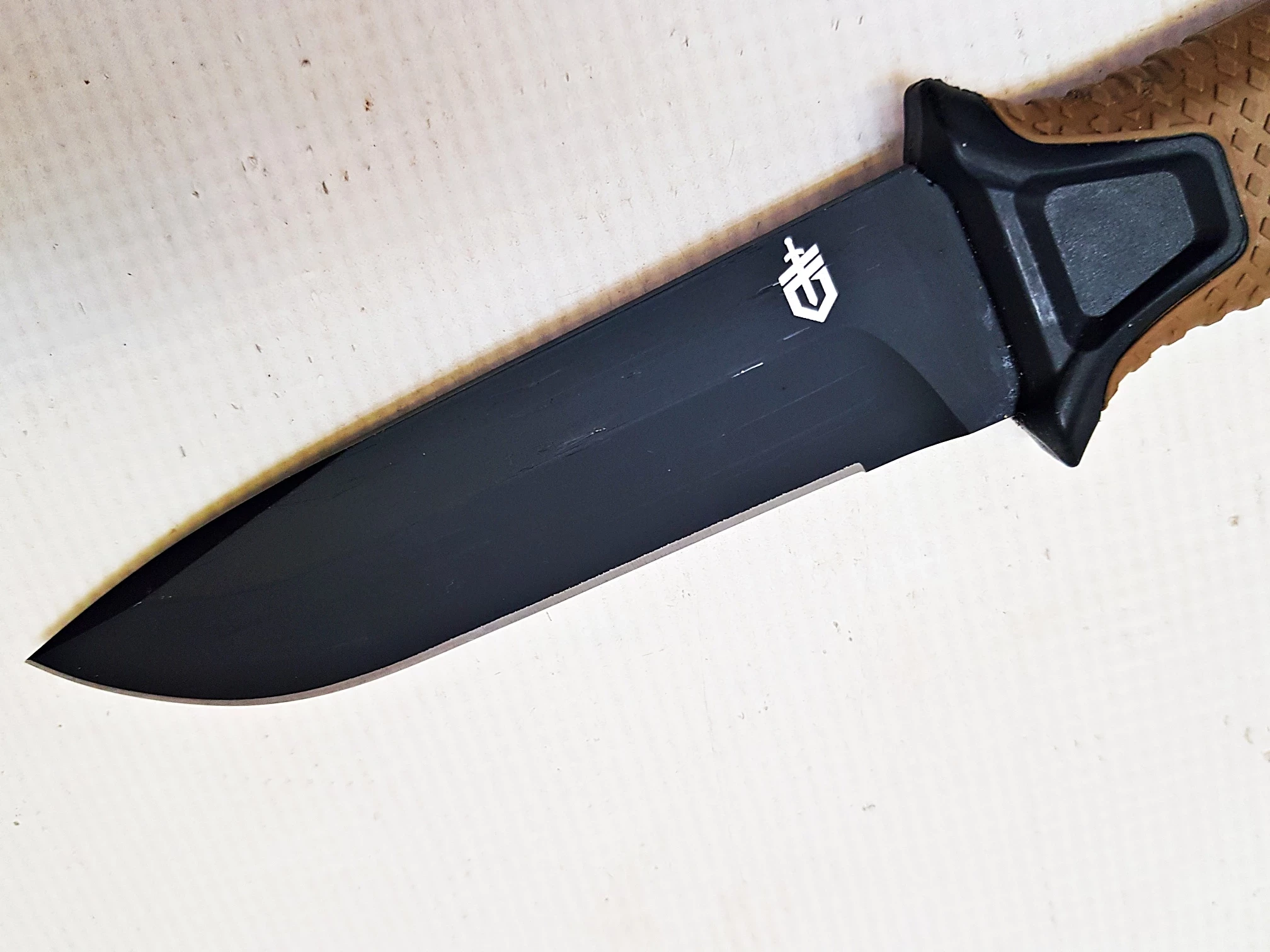 noz-taktyczny-gerber-strongarm-fe-coyote-pokrowiec-model-451688007