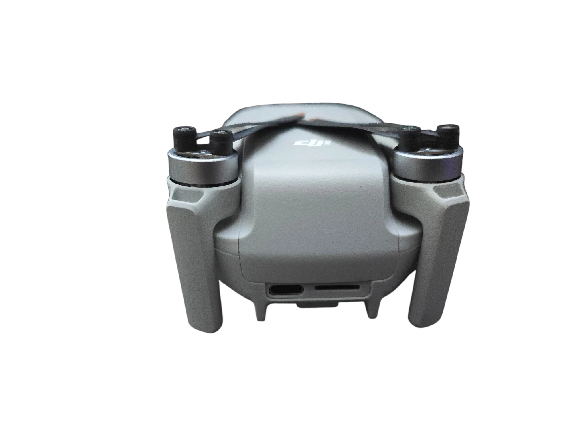 dron-dji-mini-2-se-3-baterie-ladowarka-akcesoria-opis-zasieg-kontroli-lotu-600000