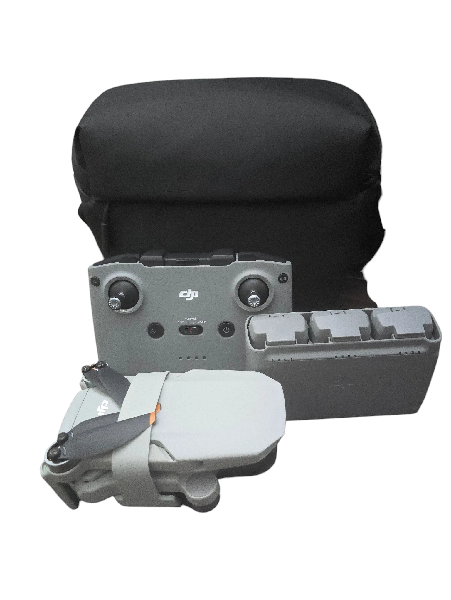 dron-dji-mini-2-se-3-baterie-ladowarka-akcesoria-opis-srodmiejska-19a-zary-gold