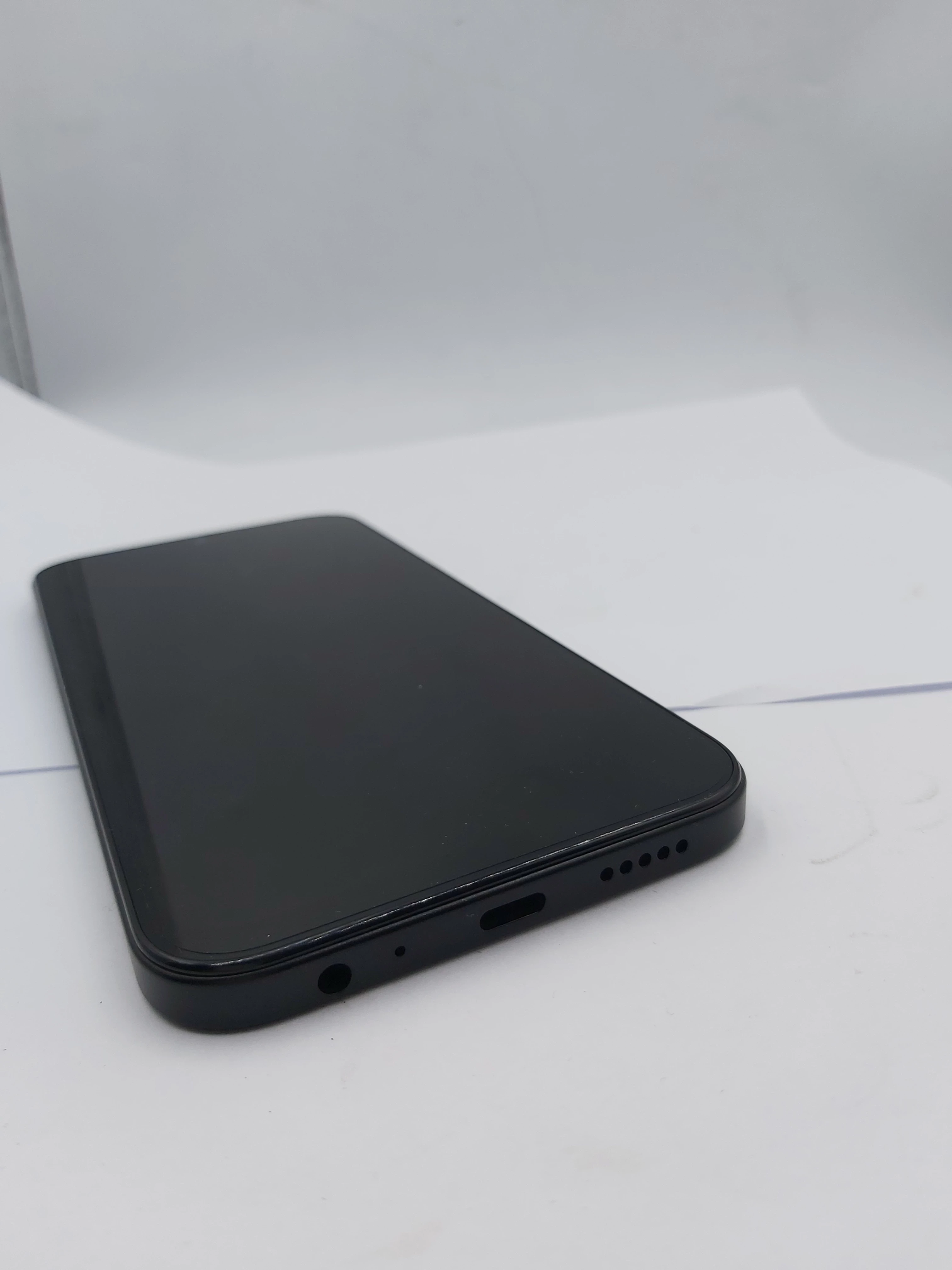 telefon-xiaomi-redmi-15c-1284gb-typ-202685-212929