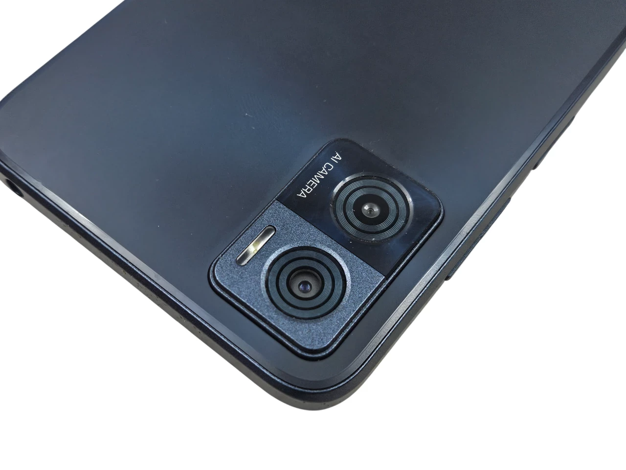 telefon-motorola-moto-e22-464-gb-65-ips-tft-4020mah-czarny-kod-producenta-pavc0001pl