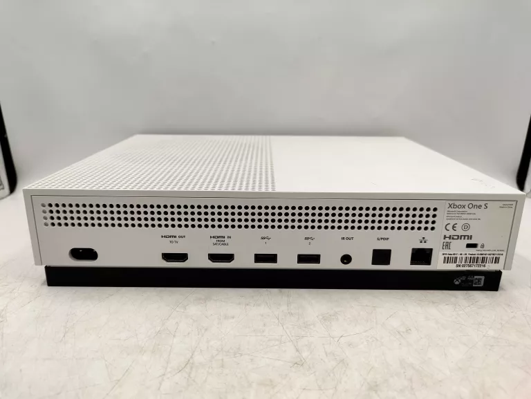 konsola-xbox-one-s-500gb-kod-producenta-zq9-00046