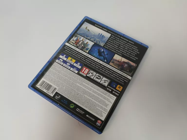 playstation-4-gta-v-stan-11323-2