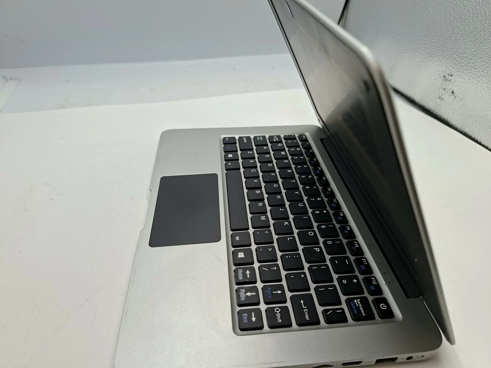 laptop-kiano-slimmote-101-mini-uszkodzony-ean-gtin-5901821991957