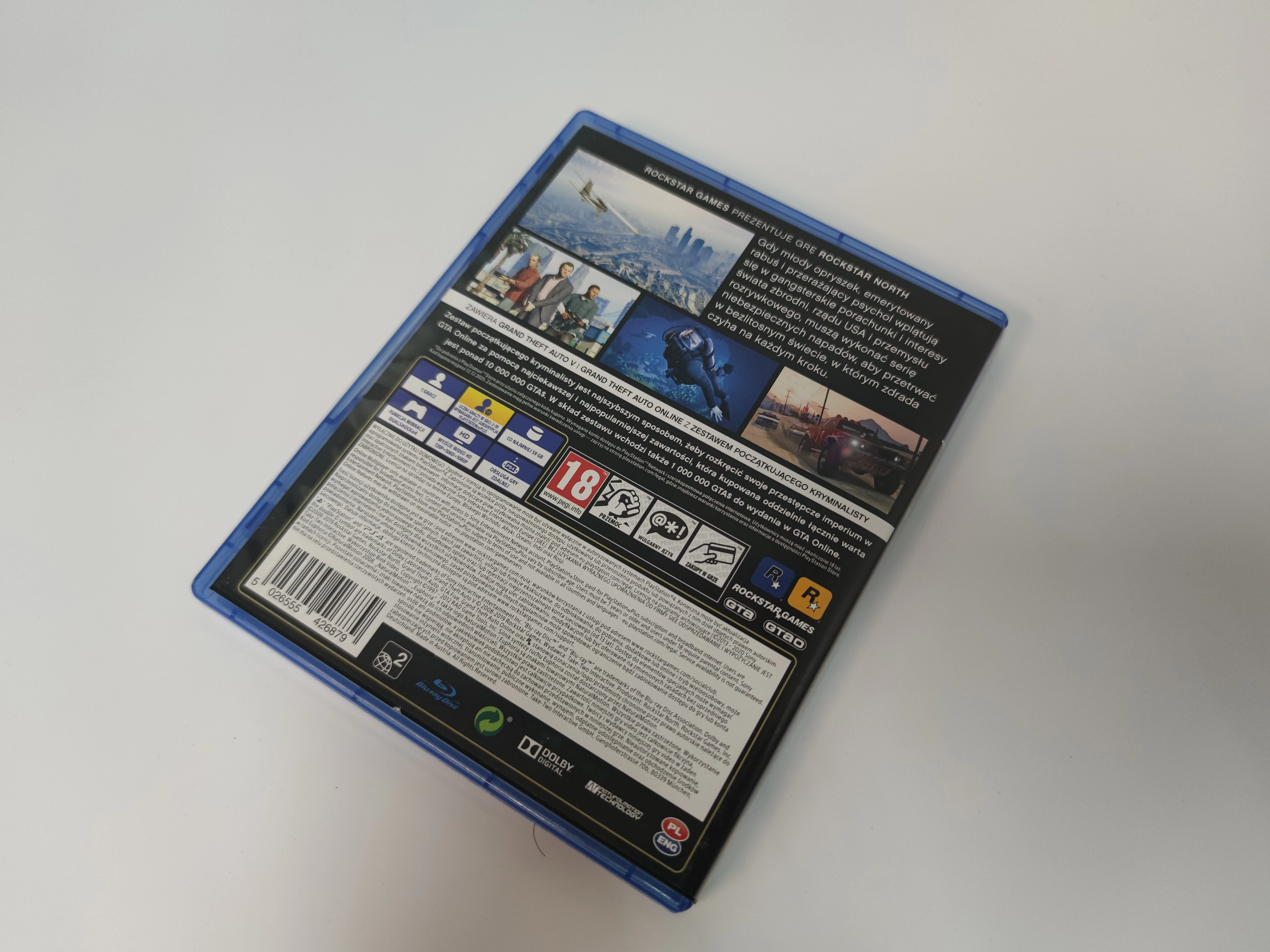 playstation-4-gta-v-stan-11323-2