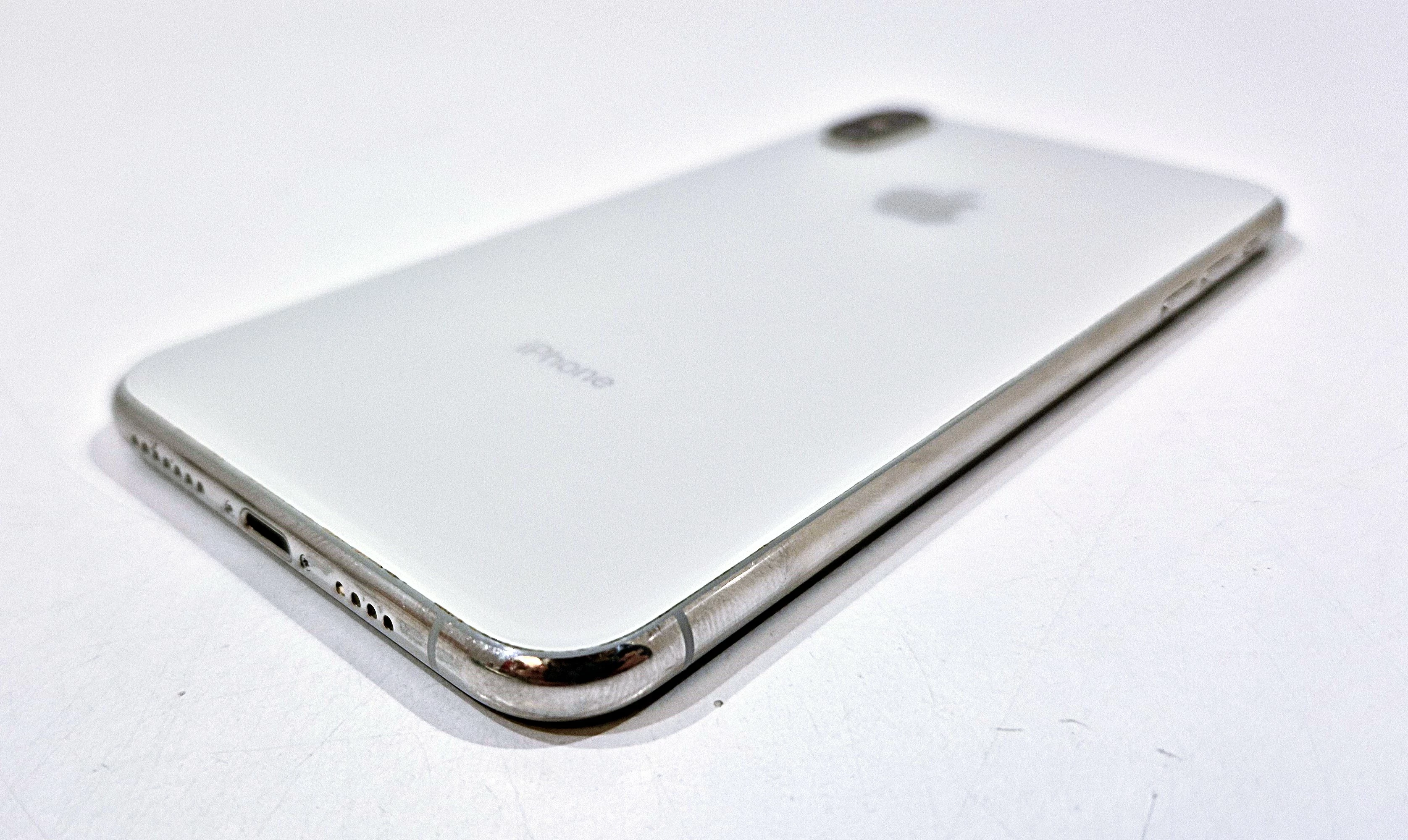 telefon-iphone-xs-max-4-gb256gb-94-opis-przekatna-ekranu-650