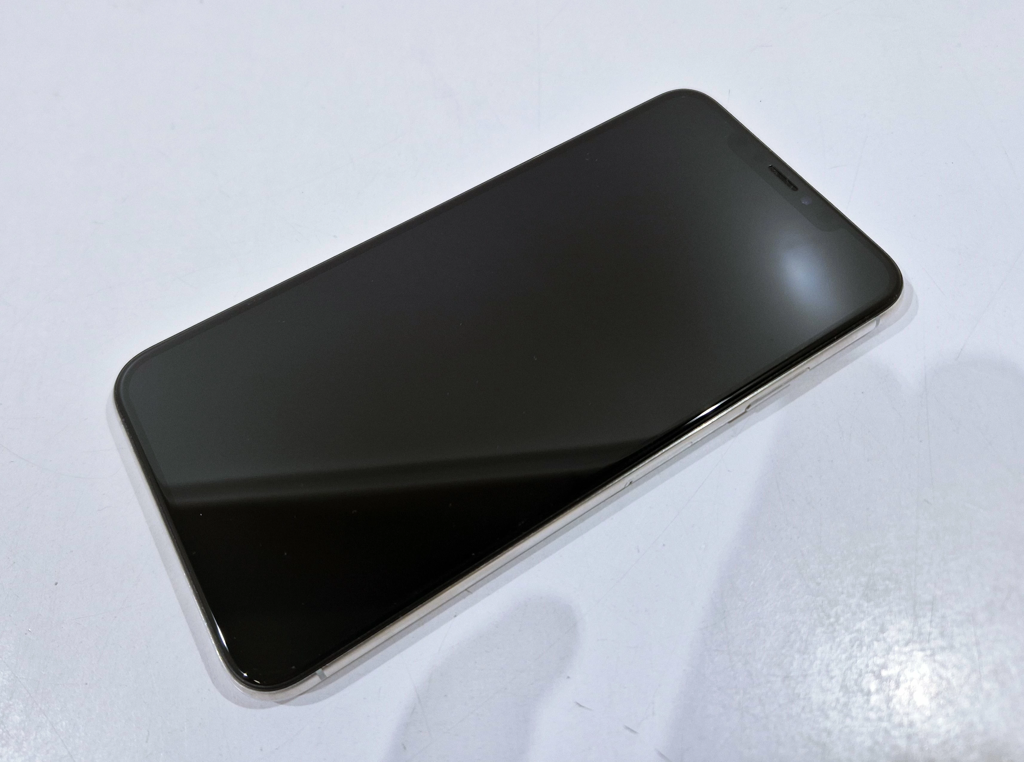 telefon-iphone-xs-max-4-gb256gb-94-opis-typ-202685-212929