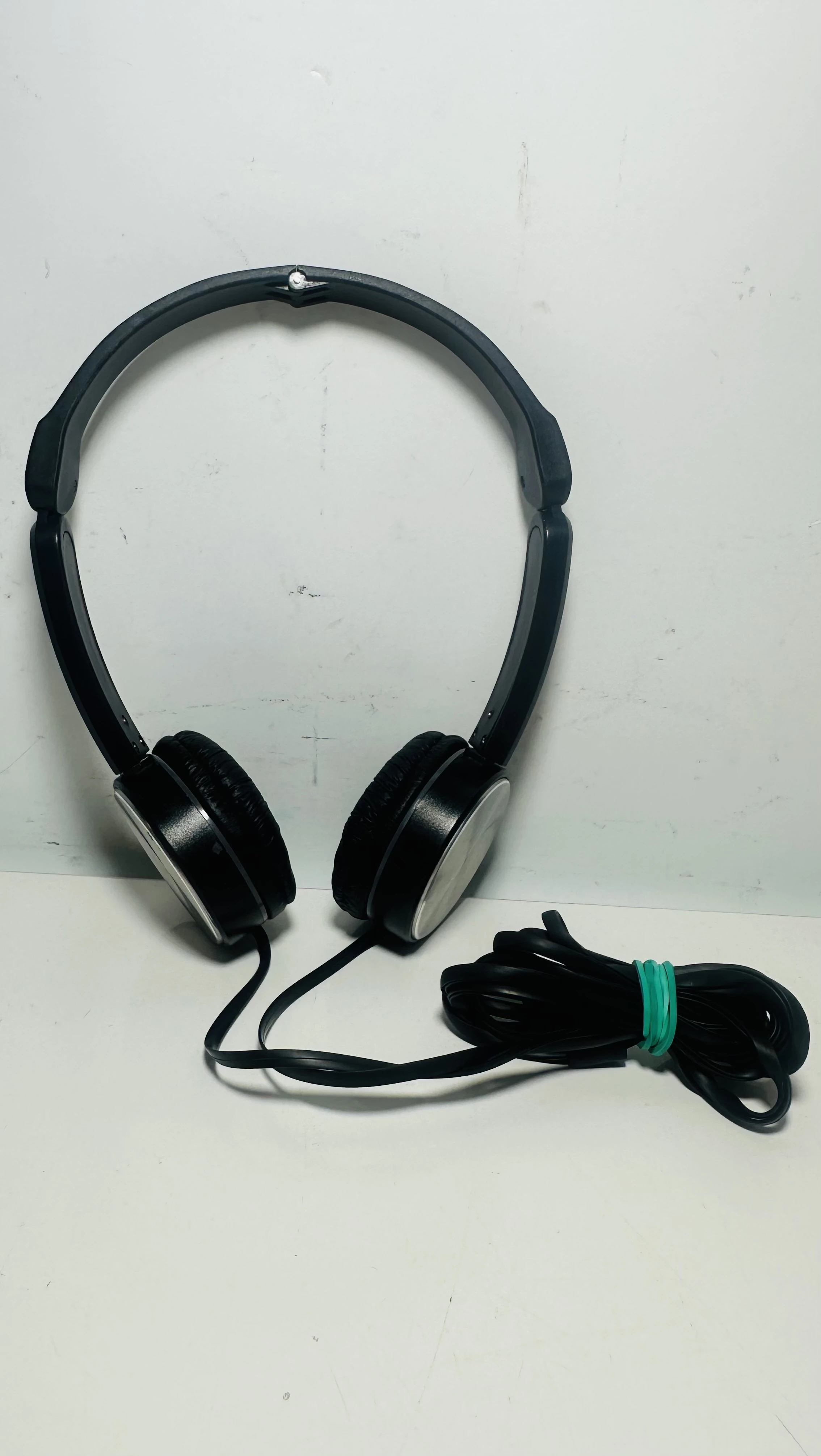 sluchawki-nauszne-grundig-skladane-armii-krajowej-38-tczew