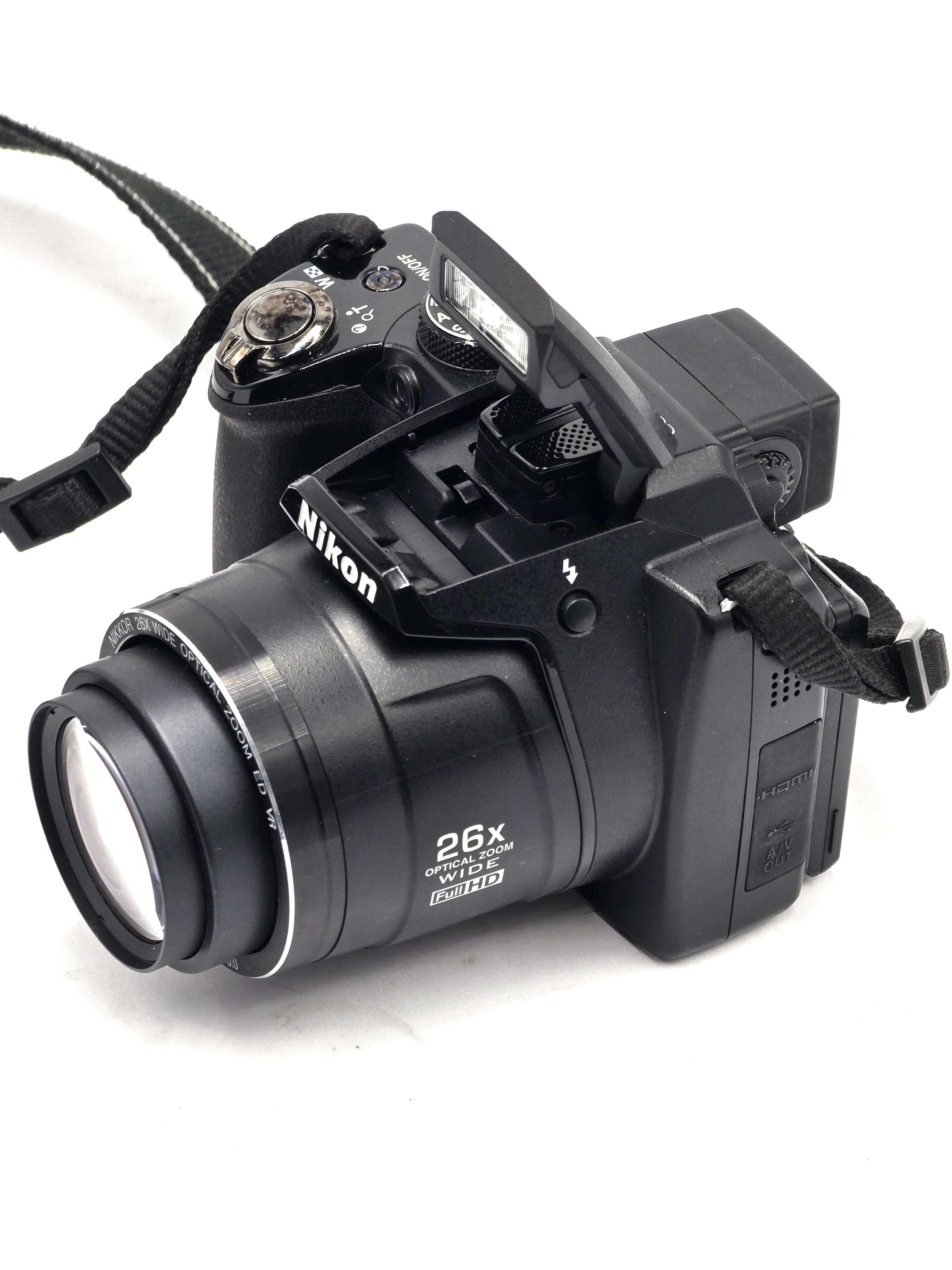 aparat-nikon-coolpix-p100-torba-przekatna-ekranu-300