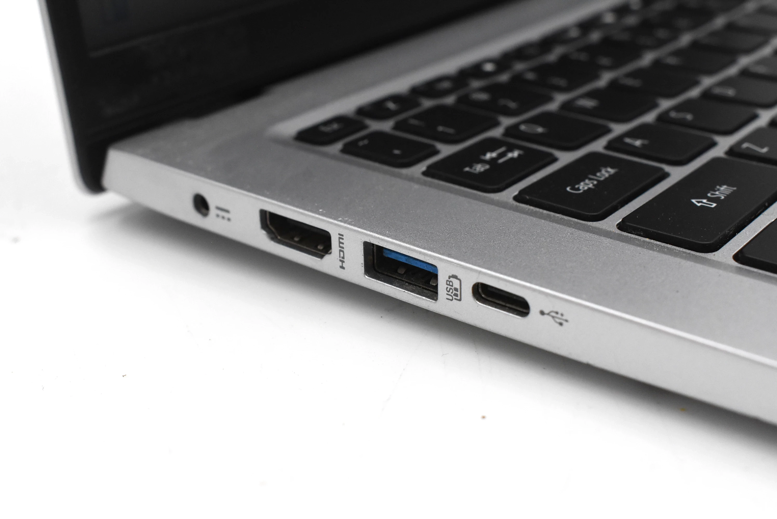 acer-swift-1-14-intel-celeron-n4500-4-gb-ram-128-gb-ssd-srebrny-stan-11323-2