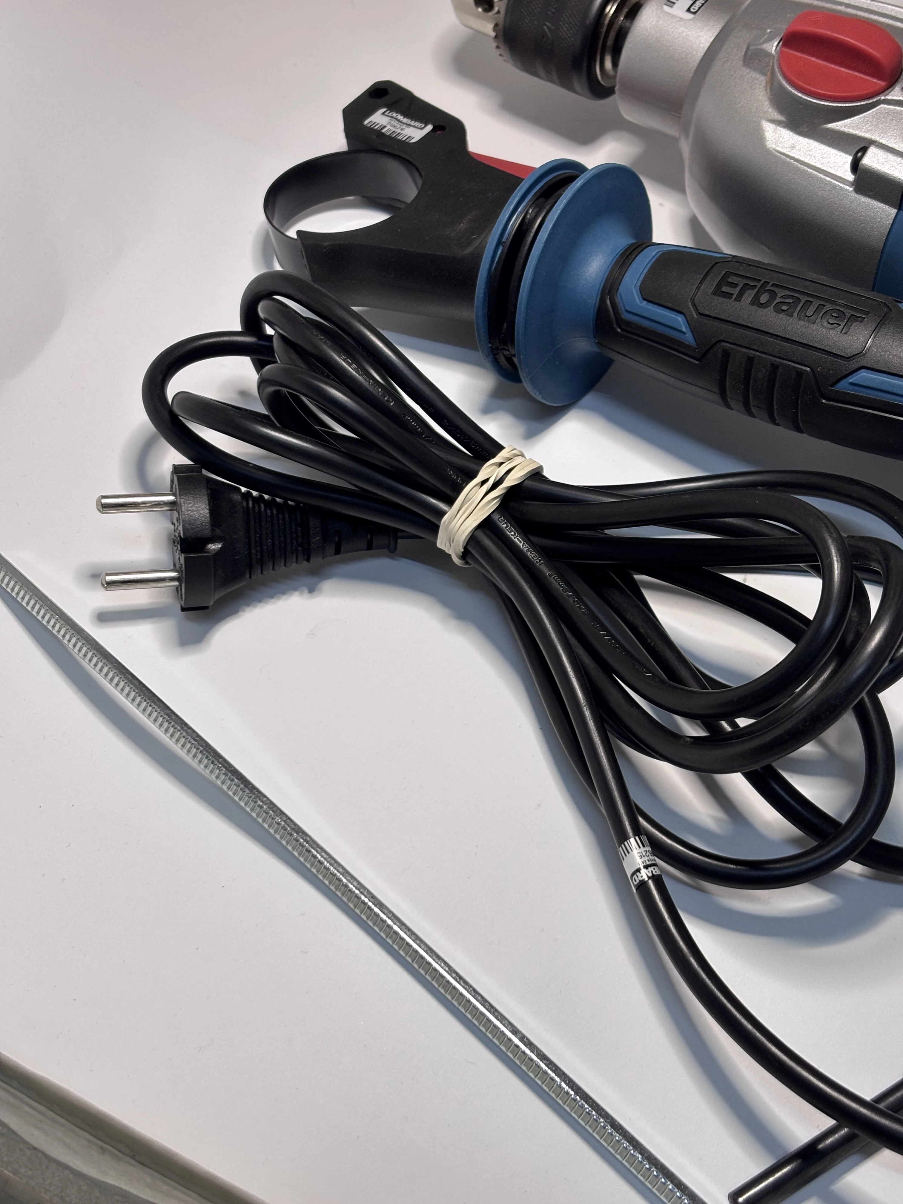 wiertarka-udarowa-erbauer-ehd800-2-800w-stan-11323-2