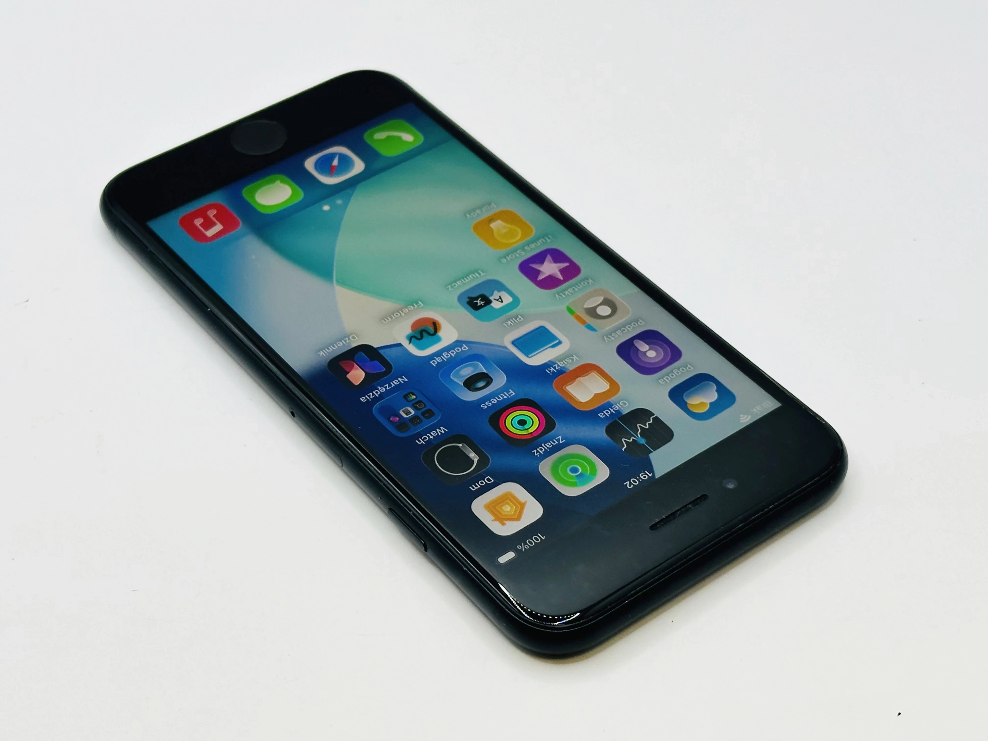 telefon-iphone-se-2022-64gb-83-zestaw-typ-202685-212929