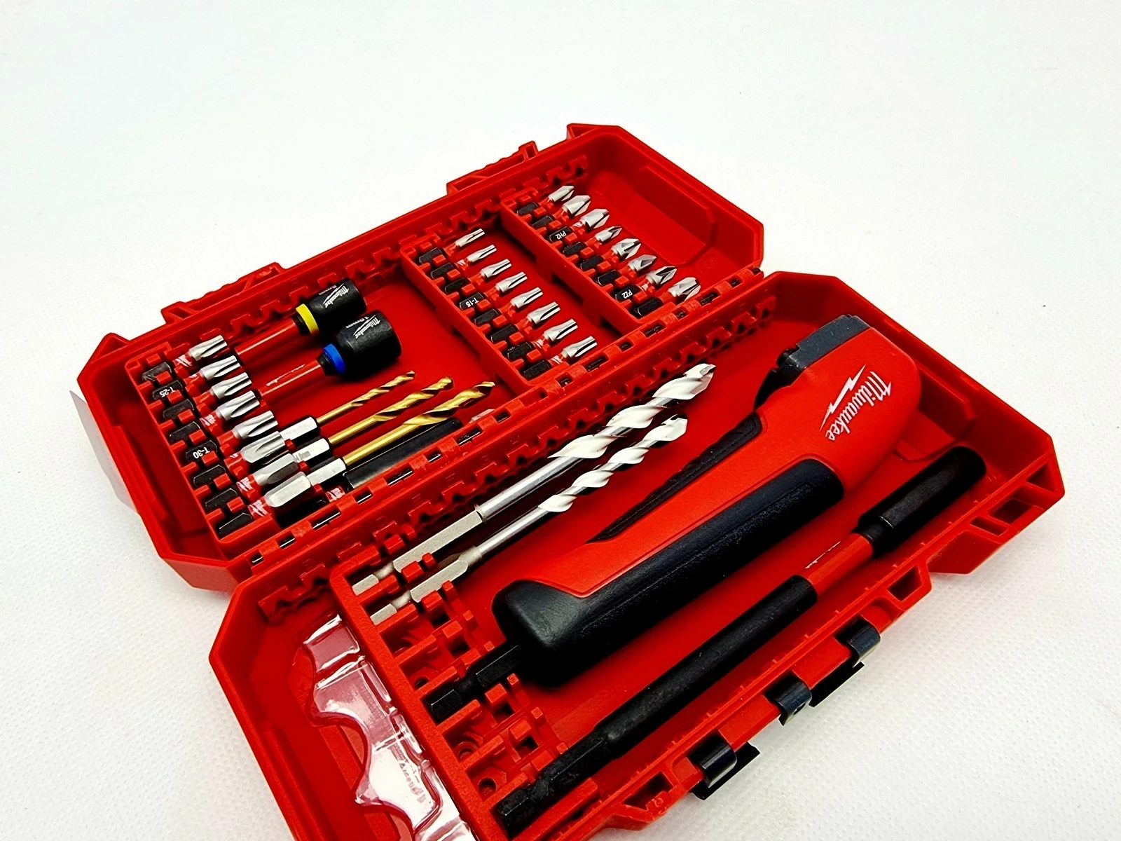 zestaw-bitow-i-wiertel-z-nasadka-katowa-milwaukee-shockwave-impact-dlugosc-bitu-25148-8192