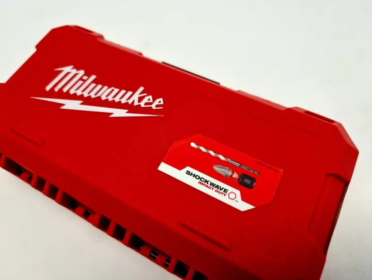 zestaw-bitow-i-wiertel-z-nasadka-katowa-milwaukee-shockwave-impact-grubosc-nasady-bitu-25088-1
