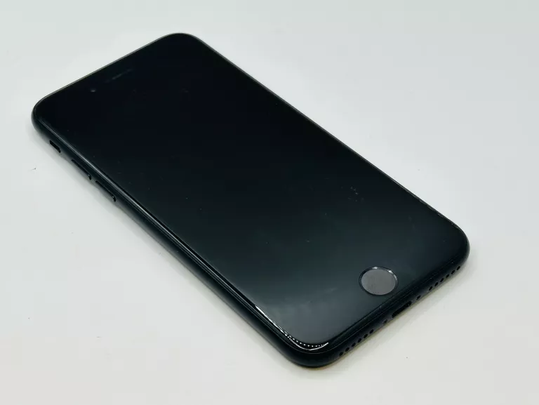 telefon-iphone-se-2022-64gb-83-zestaw-wbudowana-pamiec-202869-214193