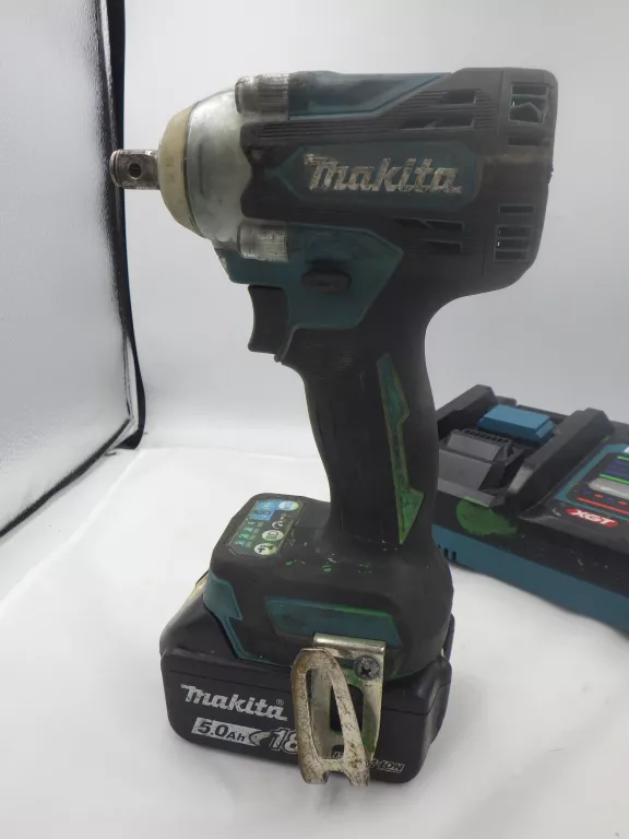 klucz-udarowy-makita-dtw300-akumulator-ladowarka-stan-11323-2