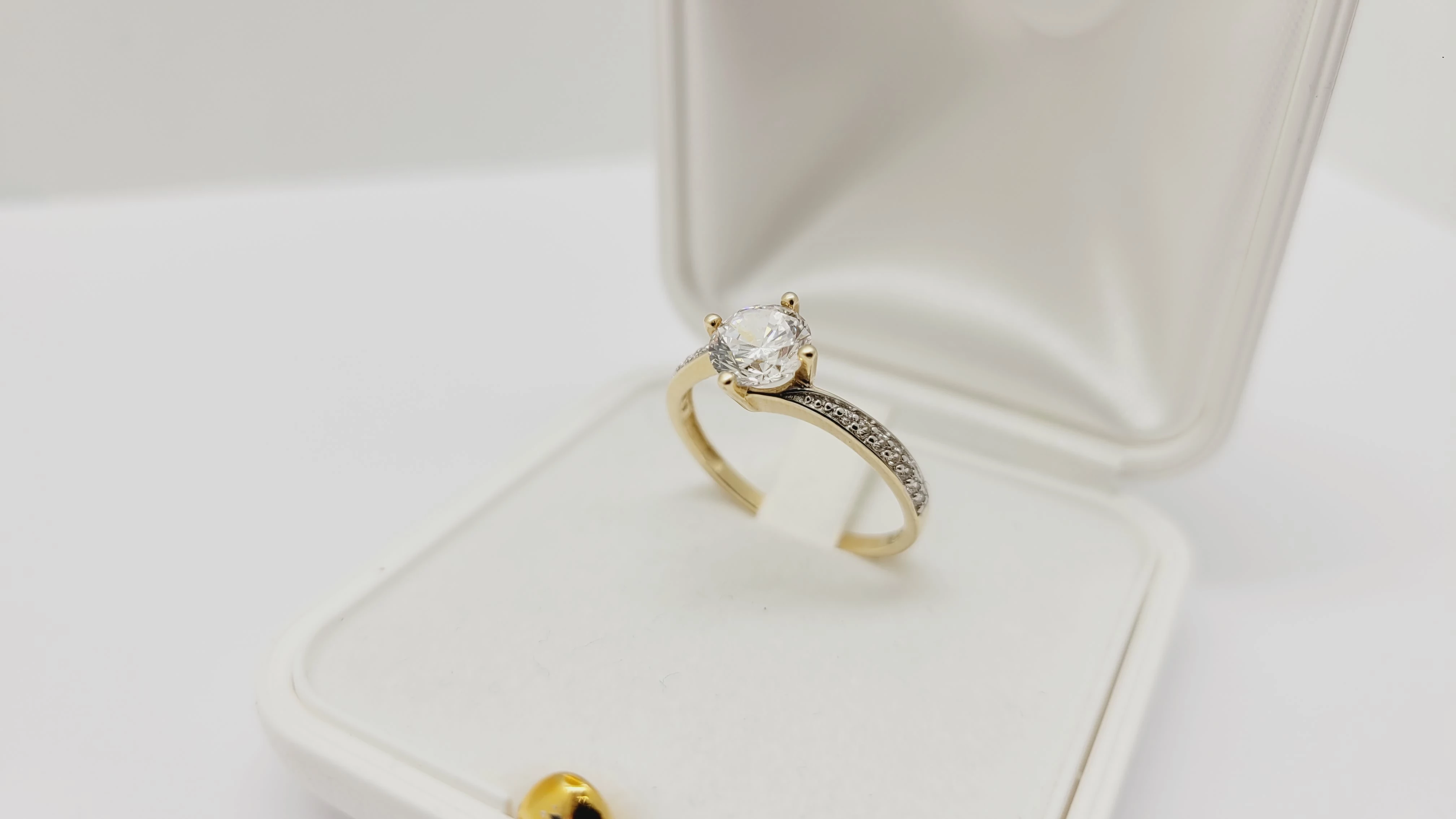 cudowny-zloty-pierscionek-220g-585-r17-stan-11323-2