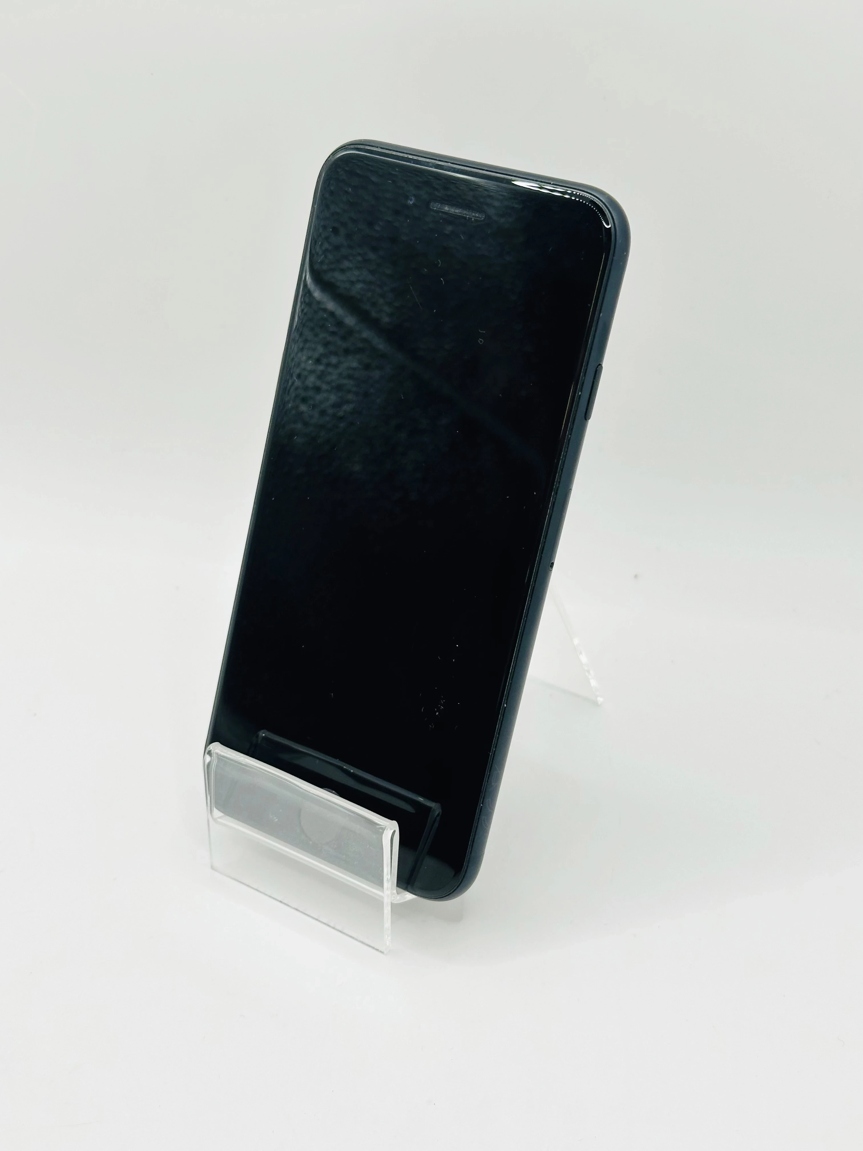 telefon-iphone-se-2022-64gb-83-zestaw-ean-gtin-194253013082