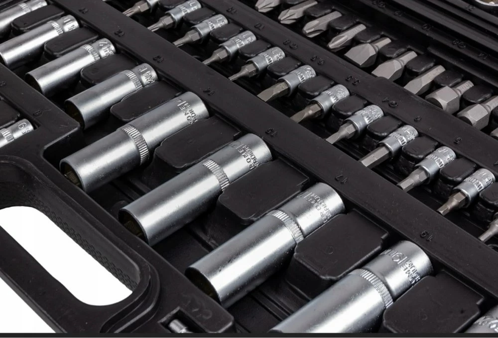 profesjonalny-zestaw-kluczy-nasadowych-108-elementow-ze-stali-chrome-ean-gtin-0787986329522