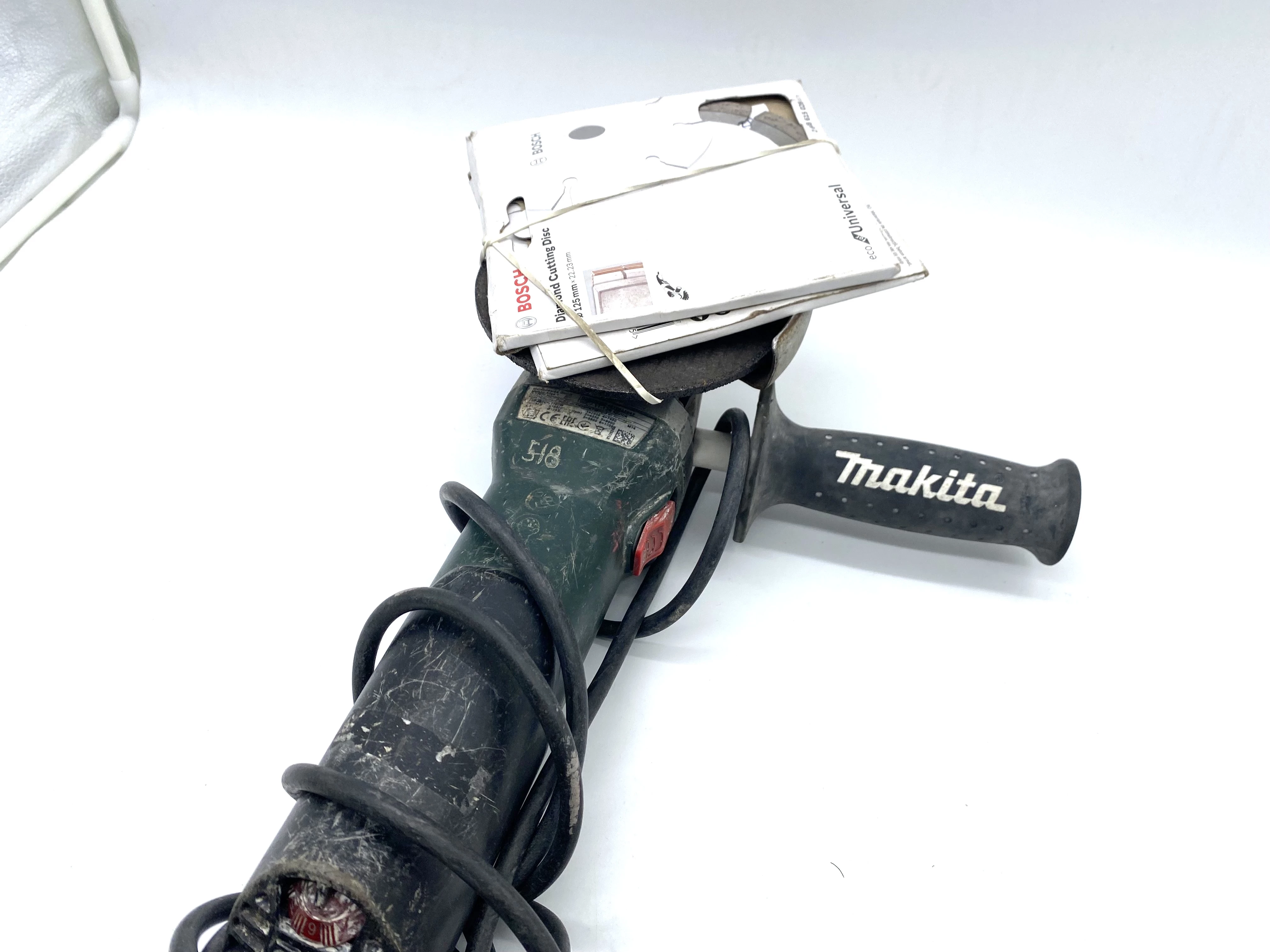 szlifierka-katowa-metabo-wev-11-125-2-tarcze-stan-11323-2