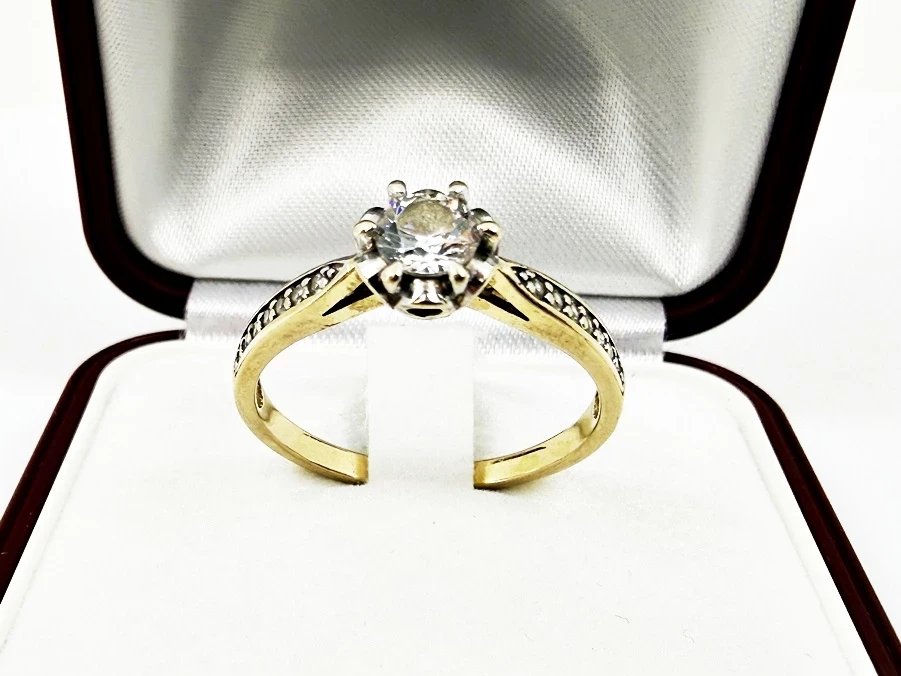 zloty-pierscionek-p585-z-cyrkoniami-rozmiar-21-waga-302-rodzaj-2205-2