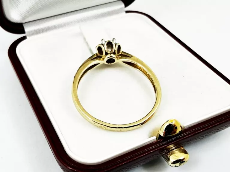 zloty-pierscionek-p585-z-cyrkoniami-rozmiar-21-waga-302-kamien-17088-128