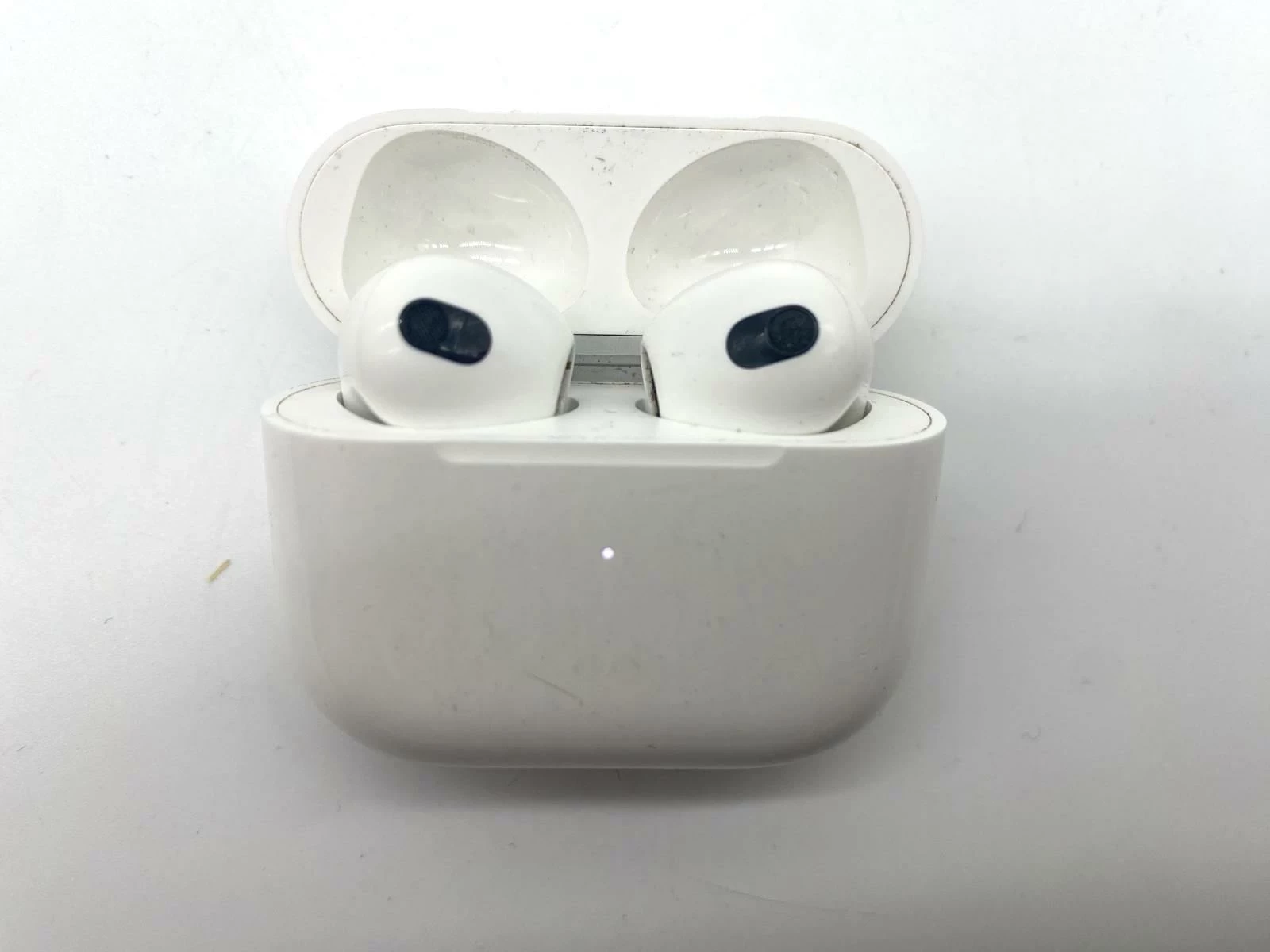 sluchawki-apple-airpods-3-ean-gtin-195950543742