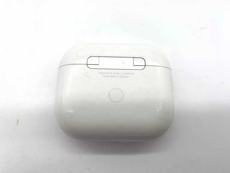 sluchawki-apple-airpods-3-stan-11323-2