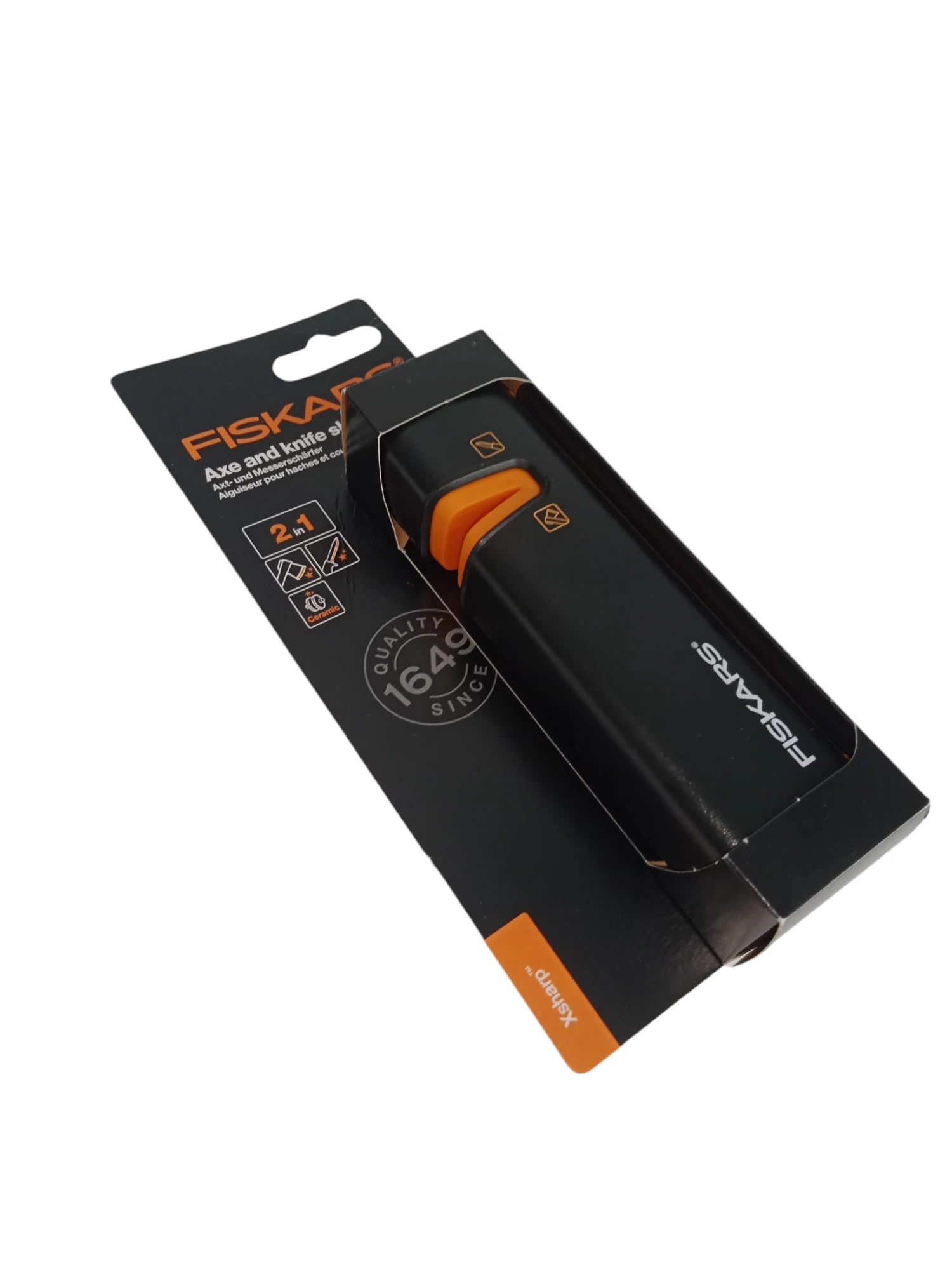 ostrzalka-do-siekier-i-nozy-xsharp-1000601-fiskars-stan-11323-2