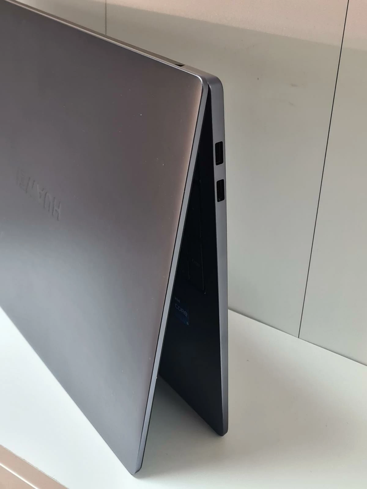 laptop-huawei-matebook-d16-2024-i5-12450h-16gb-512-win11-zasilacz-przekatna-ekranu-1600