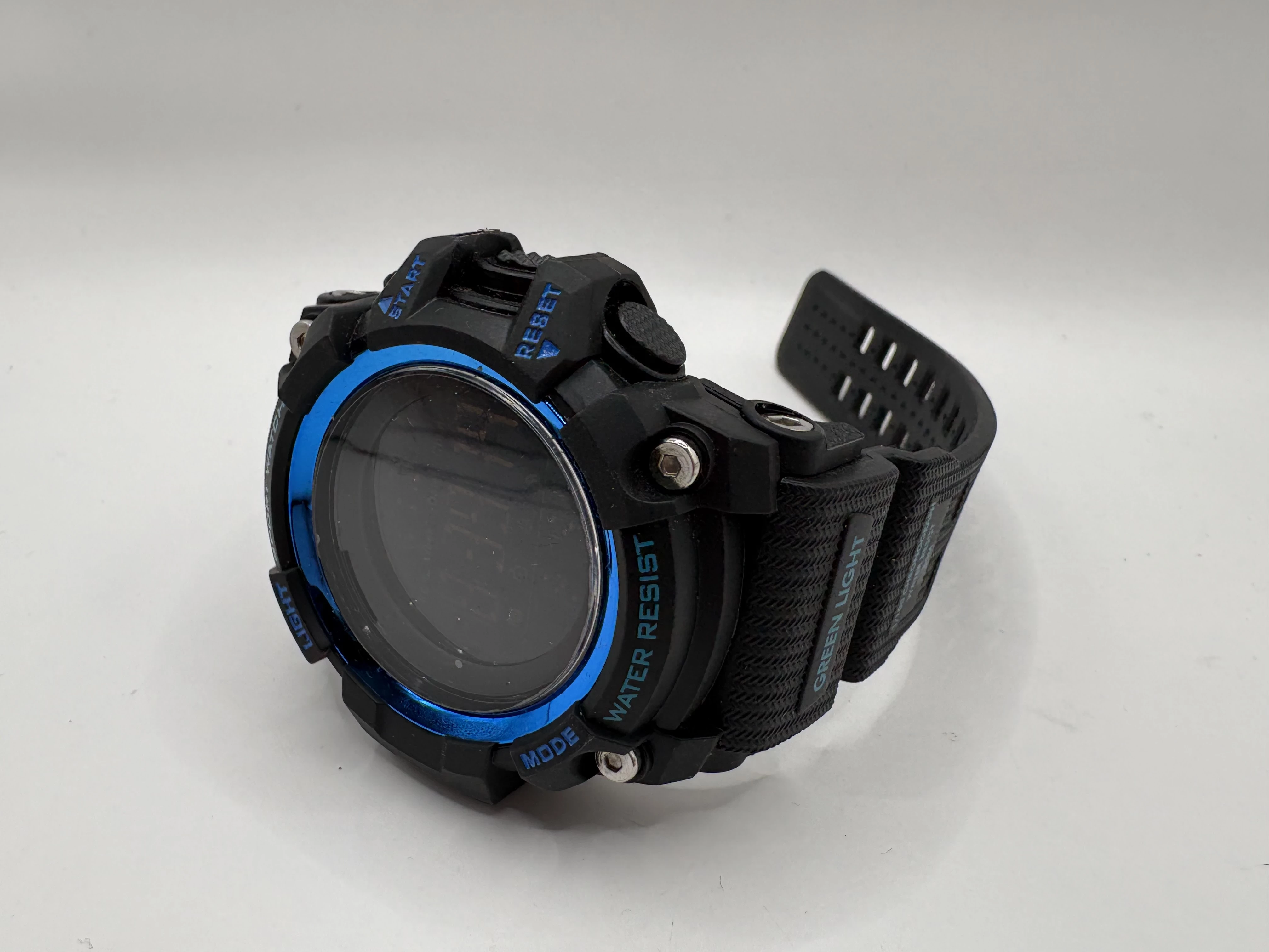 zegarek-skmei-1384-ksztalt-koperty-129223-2