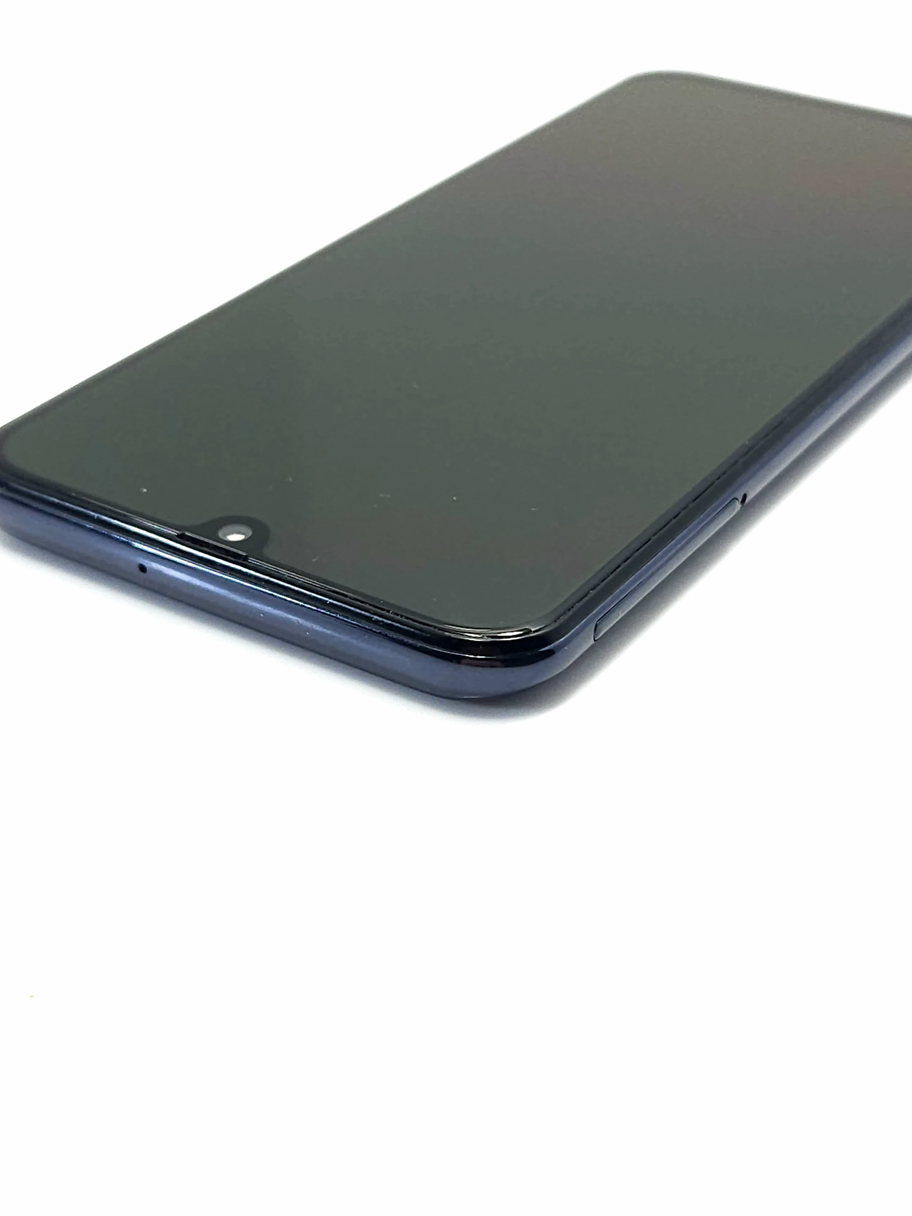 telefon-samsung-galaxy-a40-464gb-przekatna-ekranu-590