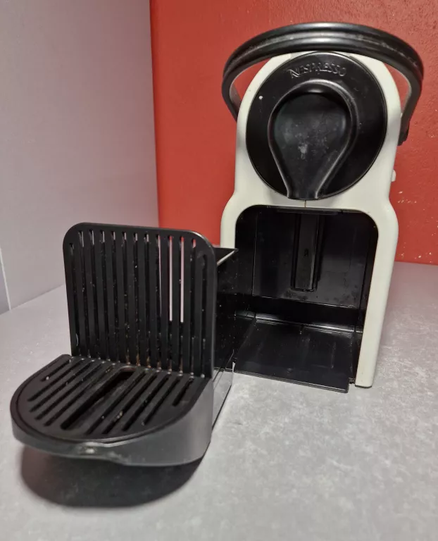 ekspres-kapsulkowy-krups-nespresso-inissia-xn1001-kolor-dominujacy-129357-2