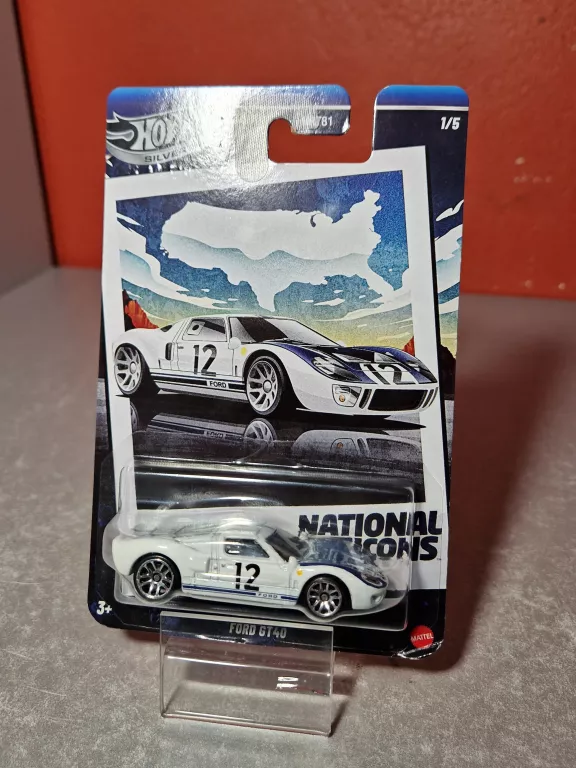 hot-wheels-ford-gt40-silver-series-emilii-gierczak-35-szczecin-rs