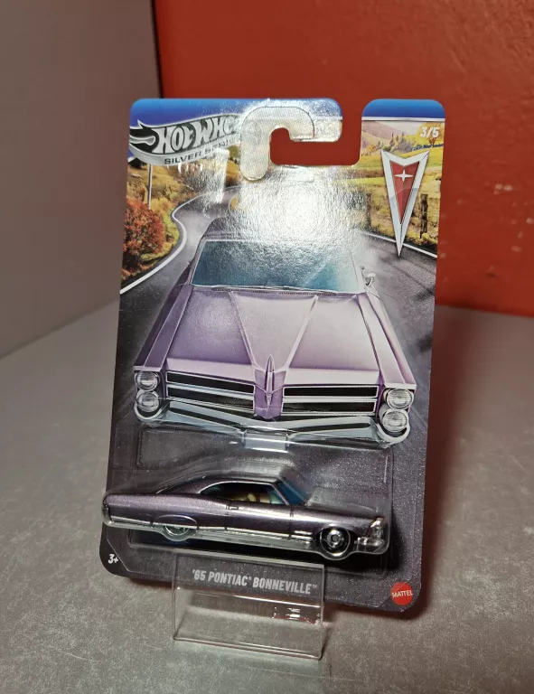 hot-wheels-65-pontiac-bonneville-emilii-gierczak-35-szczecin-rs