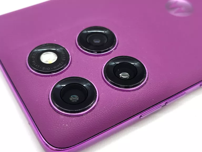 telefon-motorola-edge-60-pro-12gb512gb-pamiec-ram-202865-324301