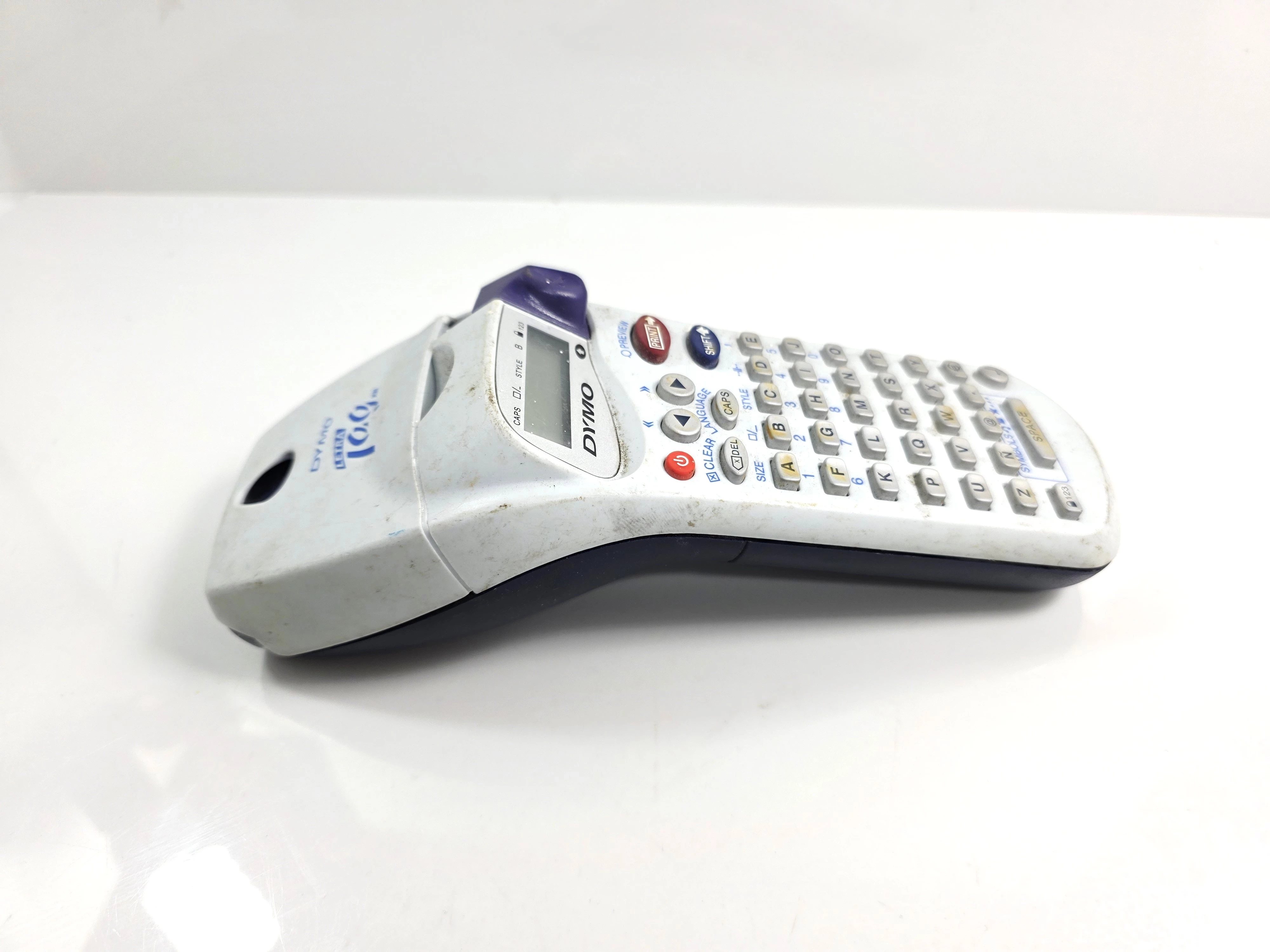 drukarka-etykiet-dymo-letra-tag-xr-stan-11323-2