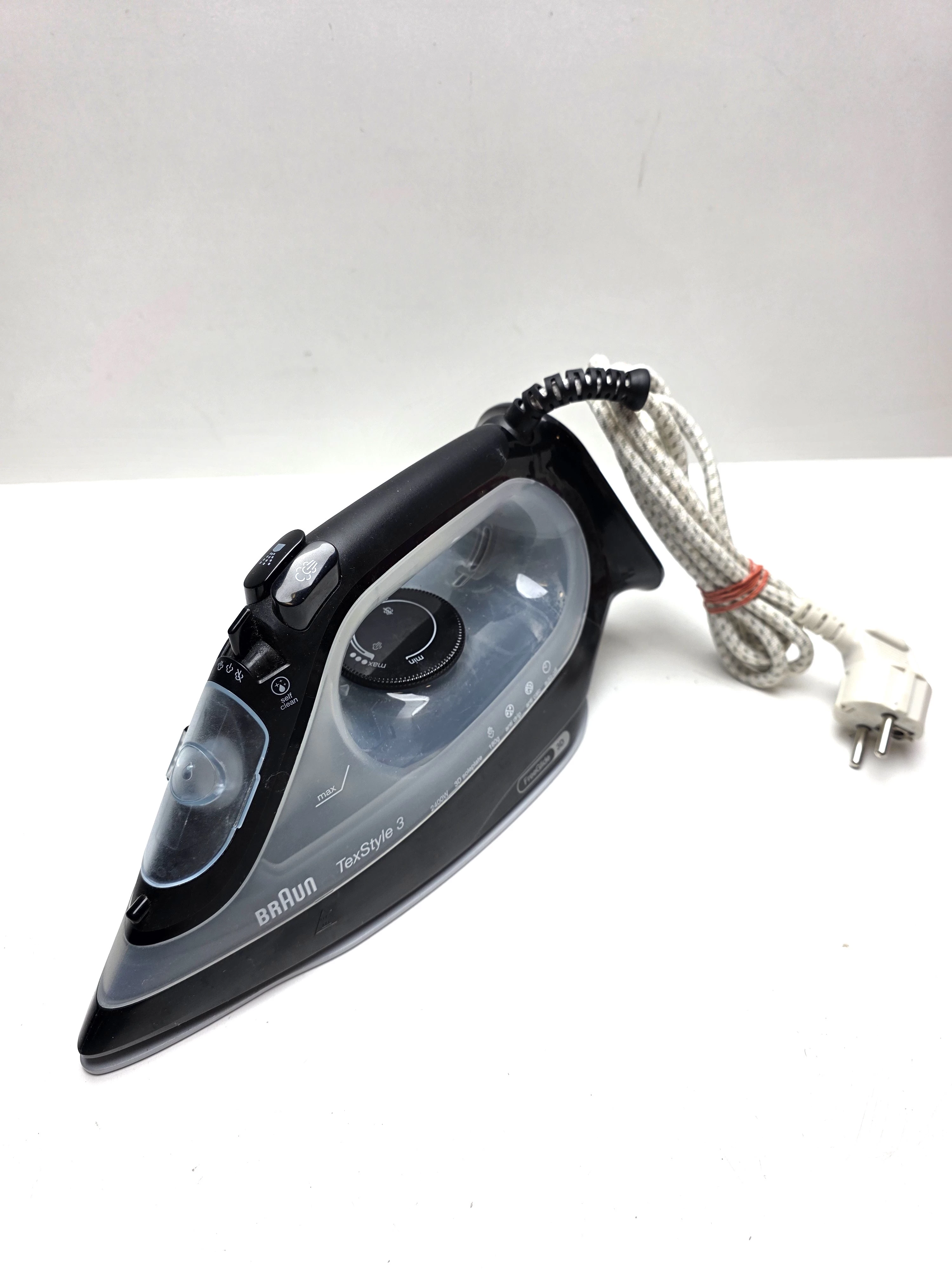 zelazko-braun-texstyle-3-aleja-wolnosci-15b-czestochowa-sj